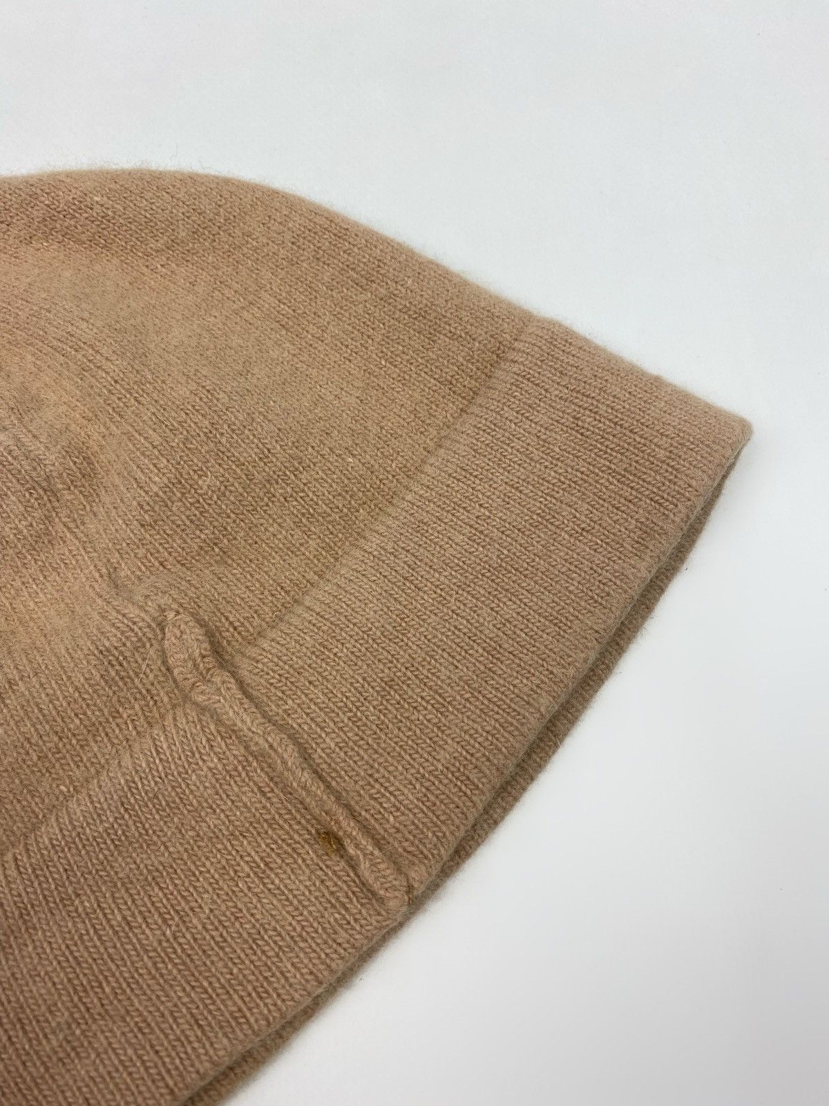 C.P. Company 2000’s Vintage C.P. Company Tan Cashmere Skull Beanie Hat Size ONE SIZE - 4 Thumbnail