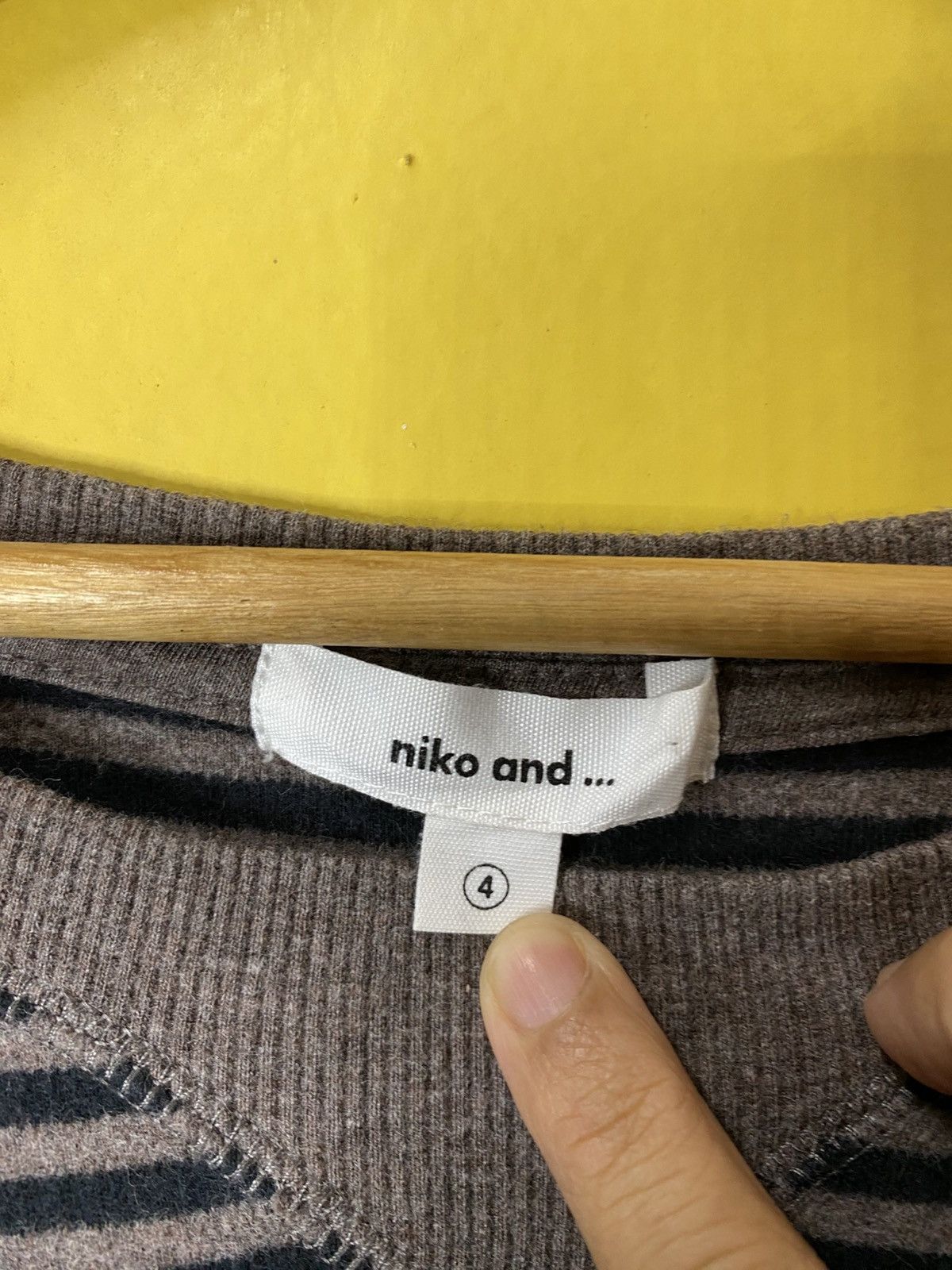 Other Niko And ... Stripes Tshirt Long Sleeve Crewneck Size L / US 10 / IT 46 - 5 Thumbnail