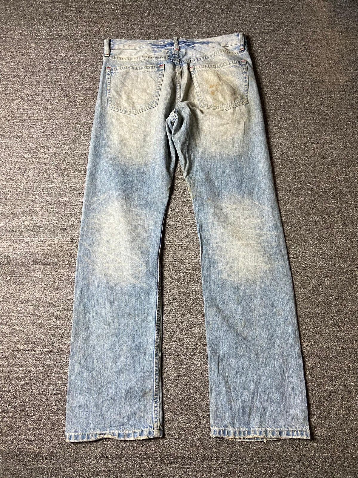 Takeo Kikuchi Takeo Kikuchi Denim Jeans with Floral Embroidery (164) Size US 33 - 8 Thumbnail