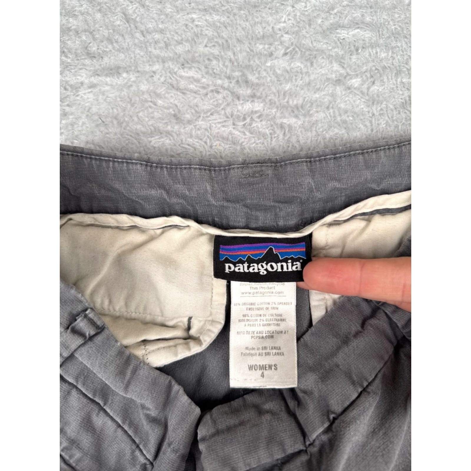 Patagonia Patagonia Shorts Womens 4 Gray Stretch All-Wear Shorts 10" Cotton Blend 27x9 Size 27" / US 4 / IT 40 - 7 Thumbnail