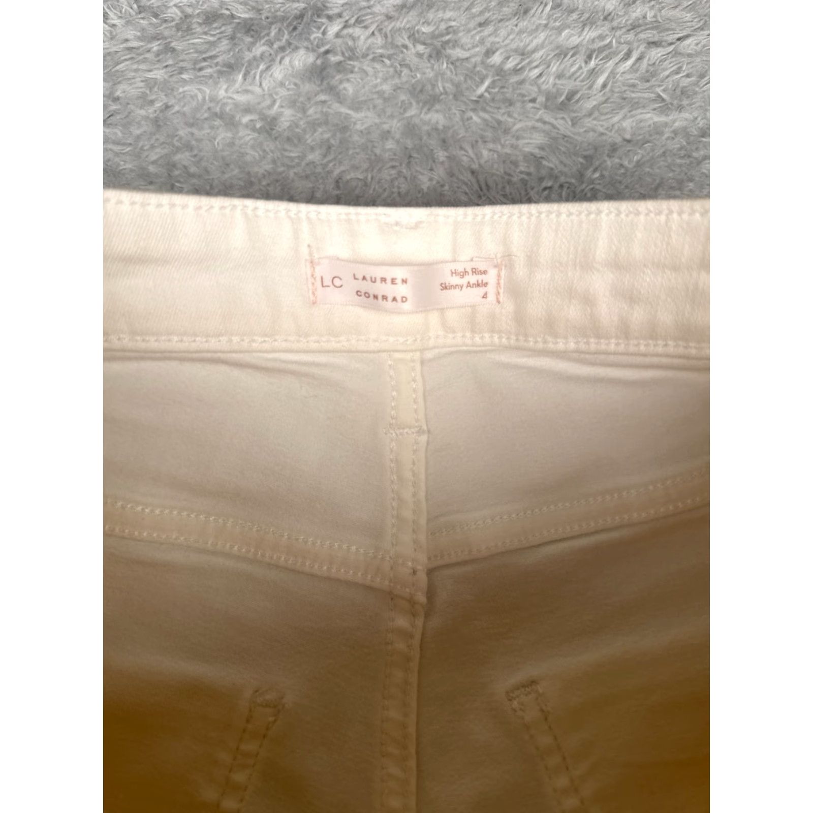 Vintage LC Lauren Conrad Jeans Women White Denim High Rise Skinny Ankle Cropped Hem 26x26 4 Regular Inseam 26 in Cotton Denim Size 27" / US 4 / IT 40 - 6 Thumbnail