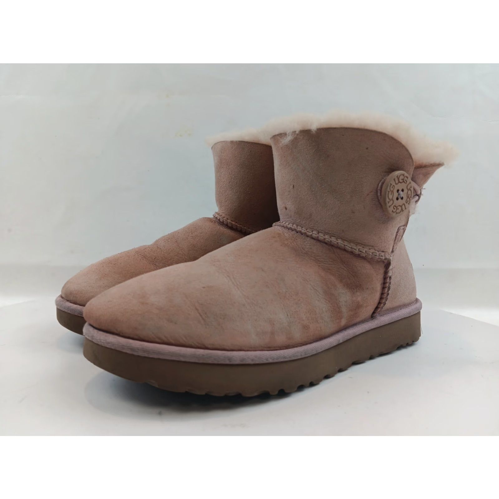Ugg UGG Boots Mini Bailey Button II Women's Adult Size 8 Pink Sheepskin Size US 8 / IT 38 - 4 Thumbnail