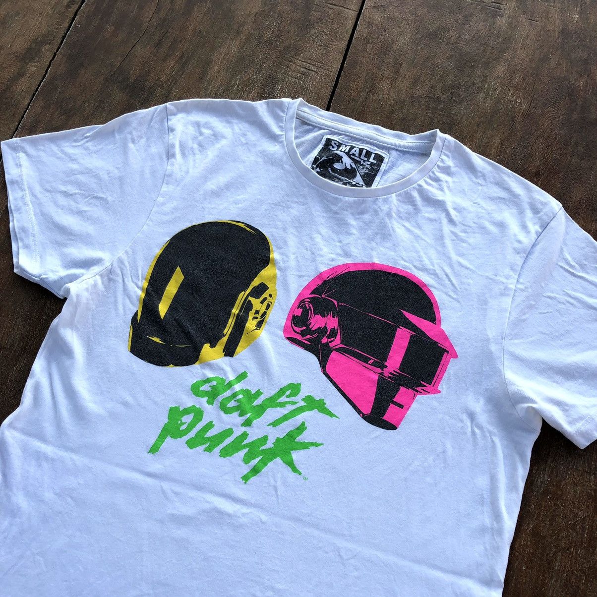 image of Band Tees Vintage Daft Punk Tour T Shirt in White, Men's (Size Small)