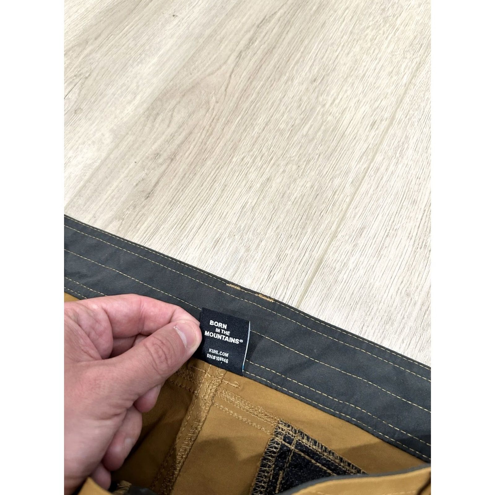 Vintage Kuhl Pants Men Chino Casual Travel Workwear 40x28 Tobacco Brown Nylon Spandex Breathing Pockets Cargo Pocket Slim Tapered Renegade Size US 40 / EU 56 - 6 Thumbnail
