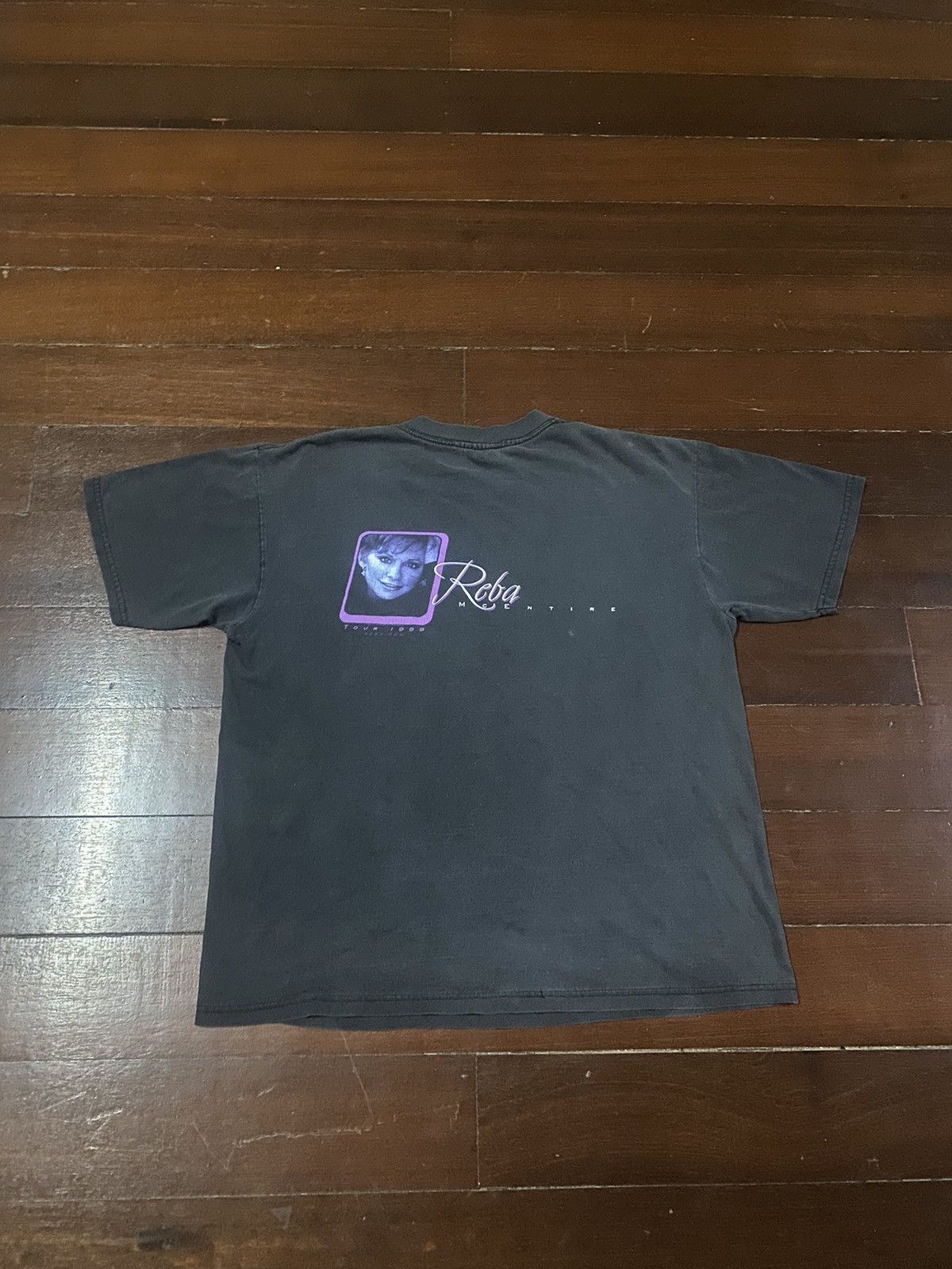 Band Tees FIRE 🔥 VINTAGE 90s REBA MCENTIRE TOUR 1999 COUNTRY SINGER Size US L / EU 52-54 / 3 - 8 Thumbnail