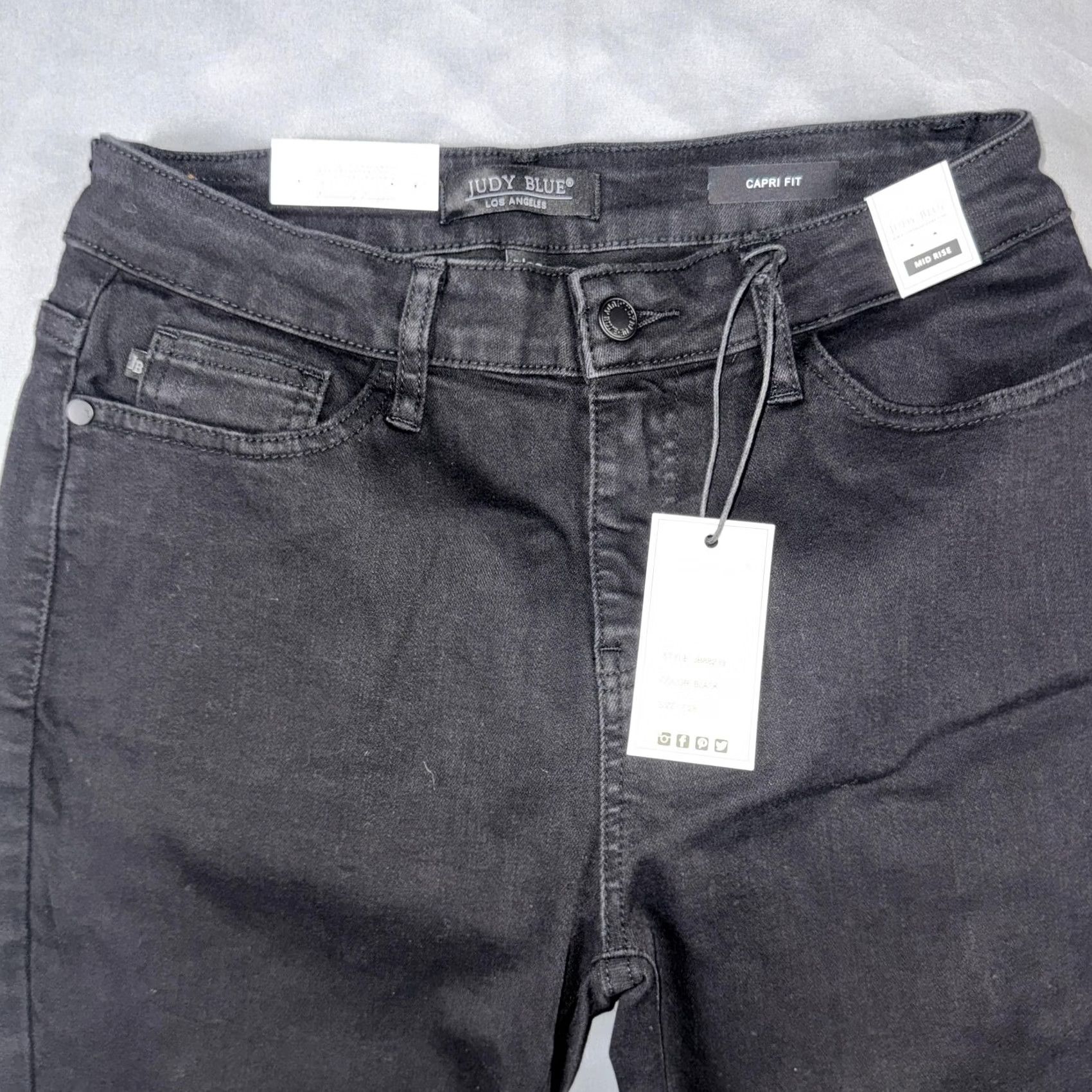Denime Judy Blue Jeans Womens 7/28 Black Dark Wash Mid Rise Slim Capri Stretch Denim Size 28" / US 6 / IT 42 - 4 Thumbnail