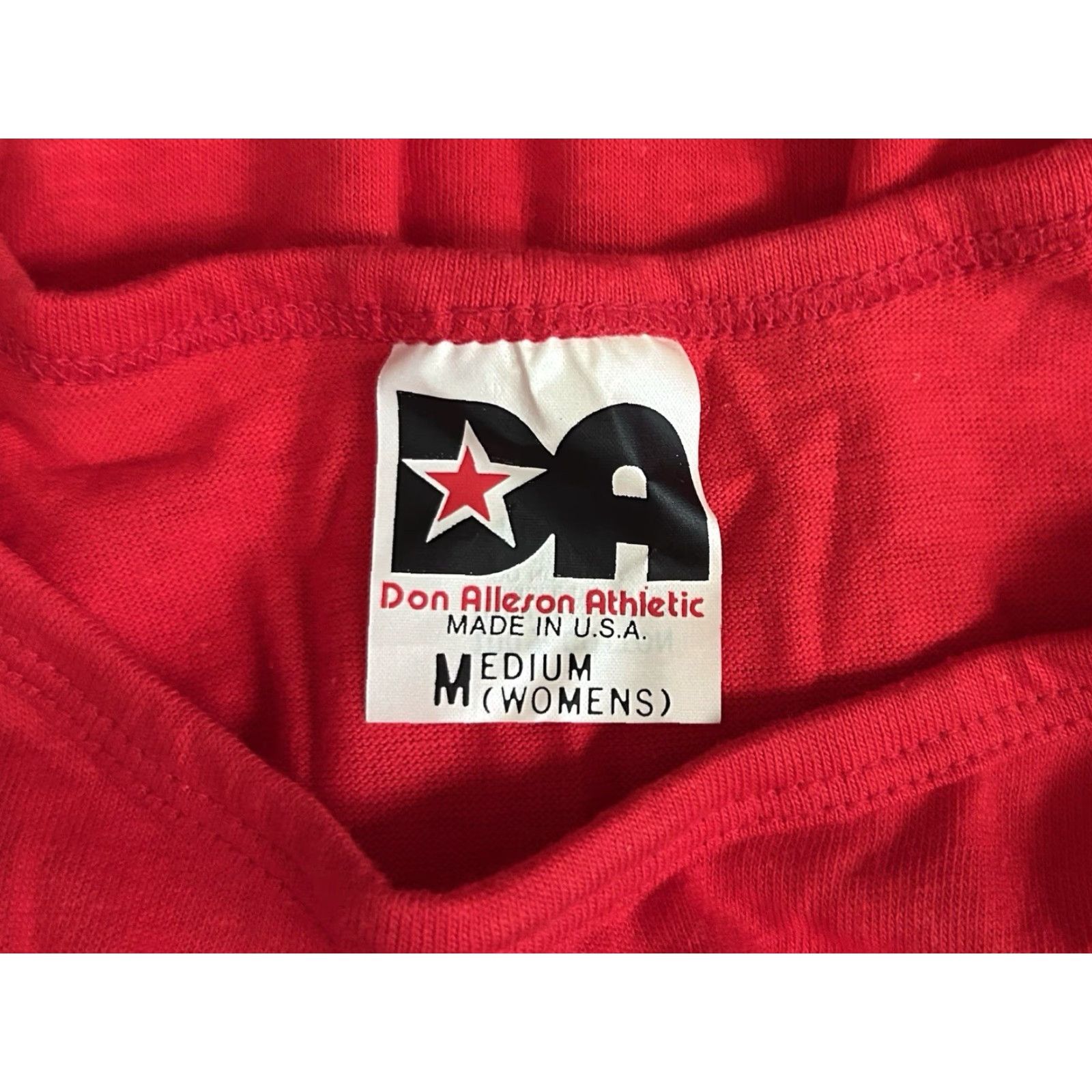Vintage VINTAGE Don Alleson Crop Tank Top Womens Medium Red 90s NWOT Deadstock USA Made Sleeveless Cropped Tank 100% Cotton Size M / US 6-8 / IT 42-44 - 4 Thumbnail