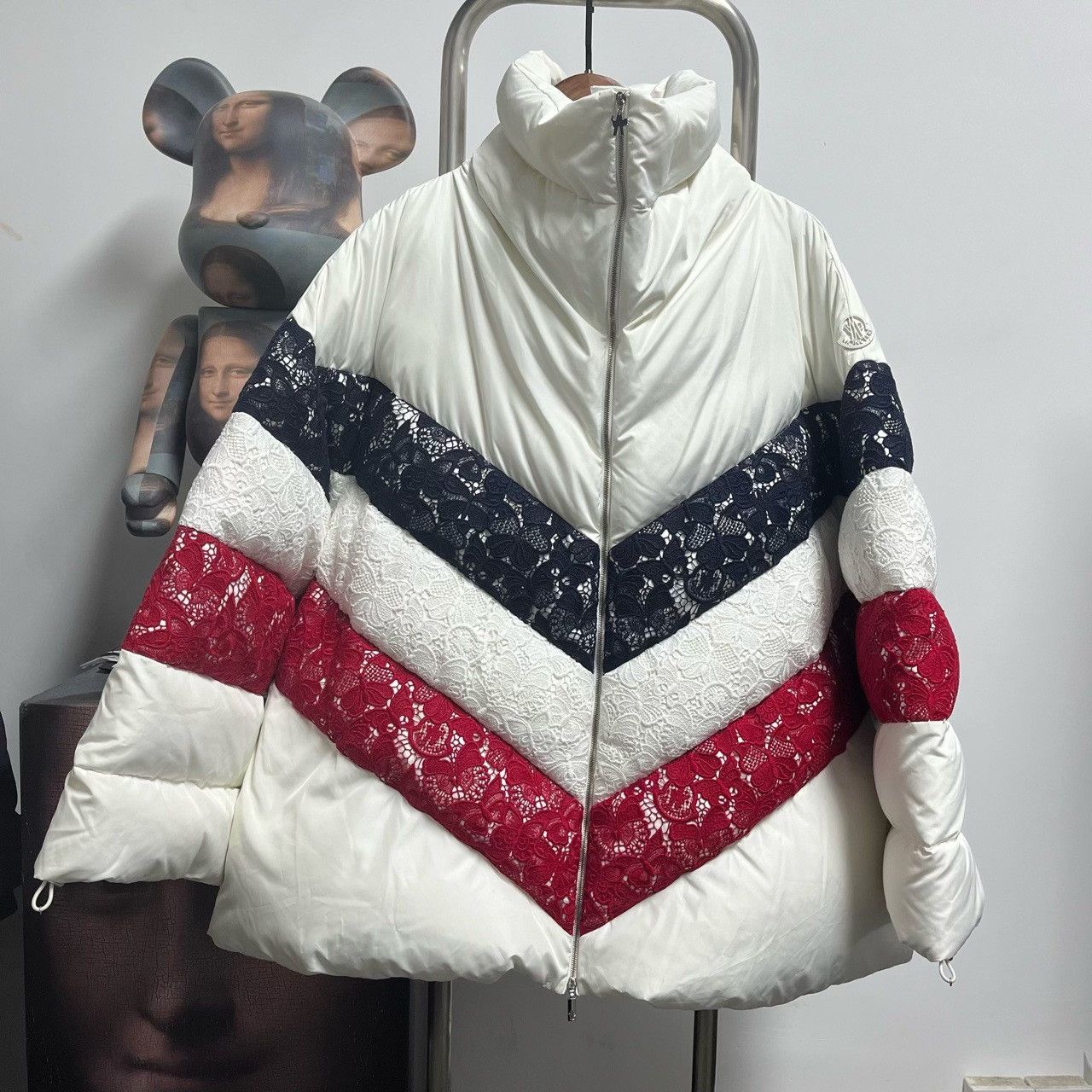 Moncler Moncler Down Down Jacket L Women Size L / US 10 / IT 46 - 1 Thumbnail