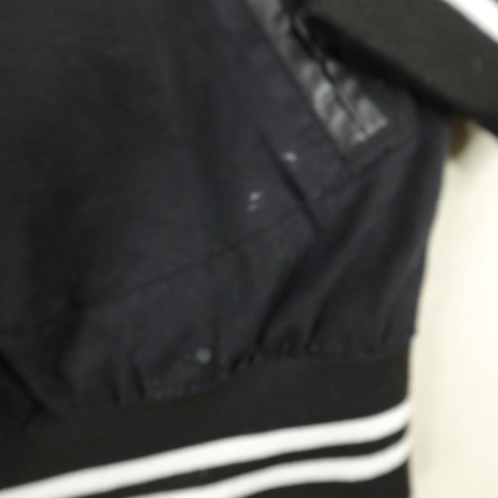 Undefeated VINTAGE Undefeated Men's Bomber Jacket Adult 2XL Black Casual Streetwear 90s Size US XXL / EU 58 / 5 - 6 Thumbnail