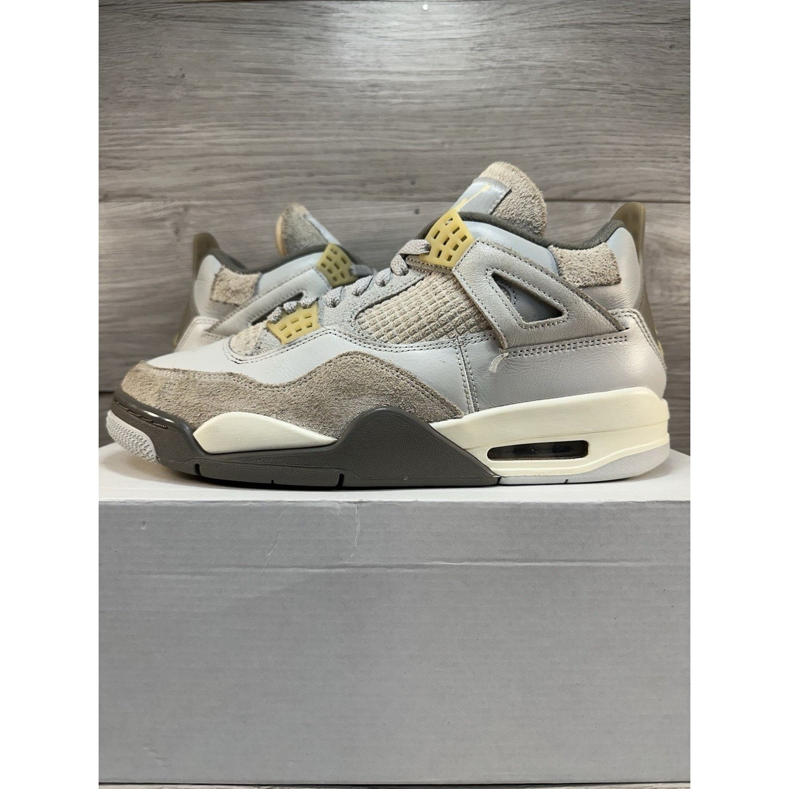 Jordan Brand Jordan 4 Retro SE Craft - Size 10.5 Size US 10.5 / EU 43-44 - 1 Thumbnail