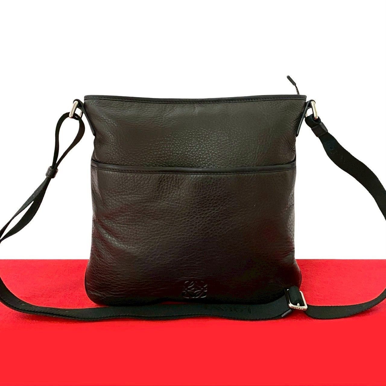 Loewe Loewe Shoulder Bag Brown Leather Size ONE SIZE - 1 Thumbnail