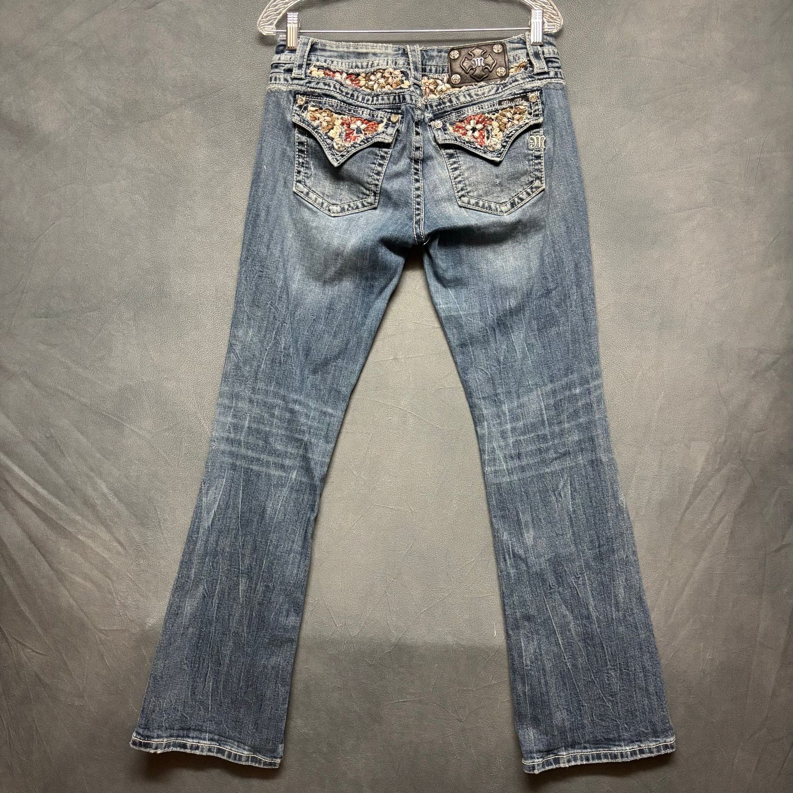 Miss Me Miss Me Studded Embellished Jeans Distress Signature Bootcut Size 30" / US 8 / IT 44 - 1 Thumbnail