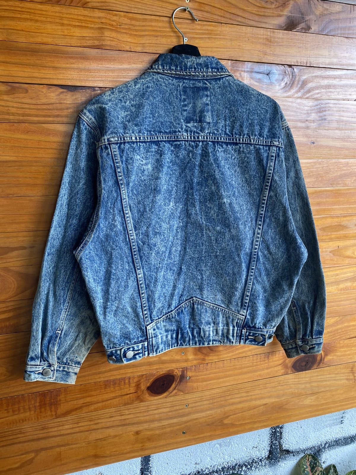 Vintage Vintage 1980s-1990s Acid Wash Denim Jacket – Unisex Classic Size US S / EU 44-46 / 1 - 12 Thumbnail