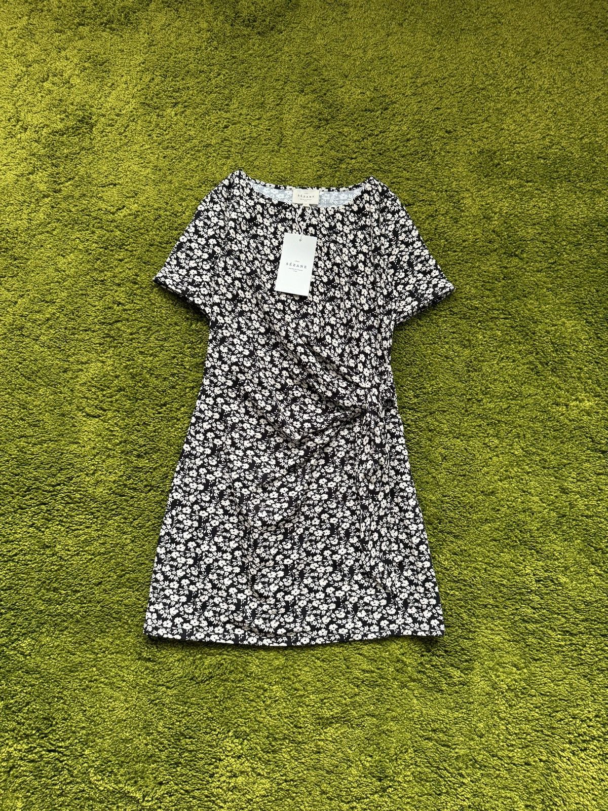 Sezane Paris NWT floral pattern dress