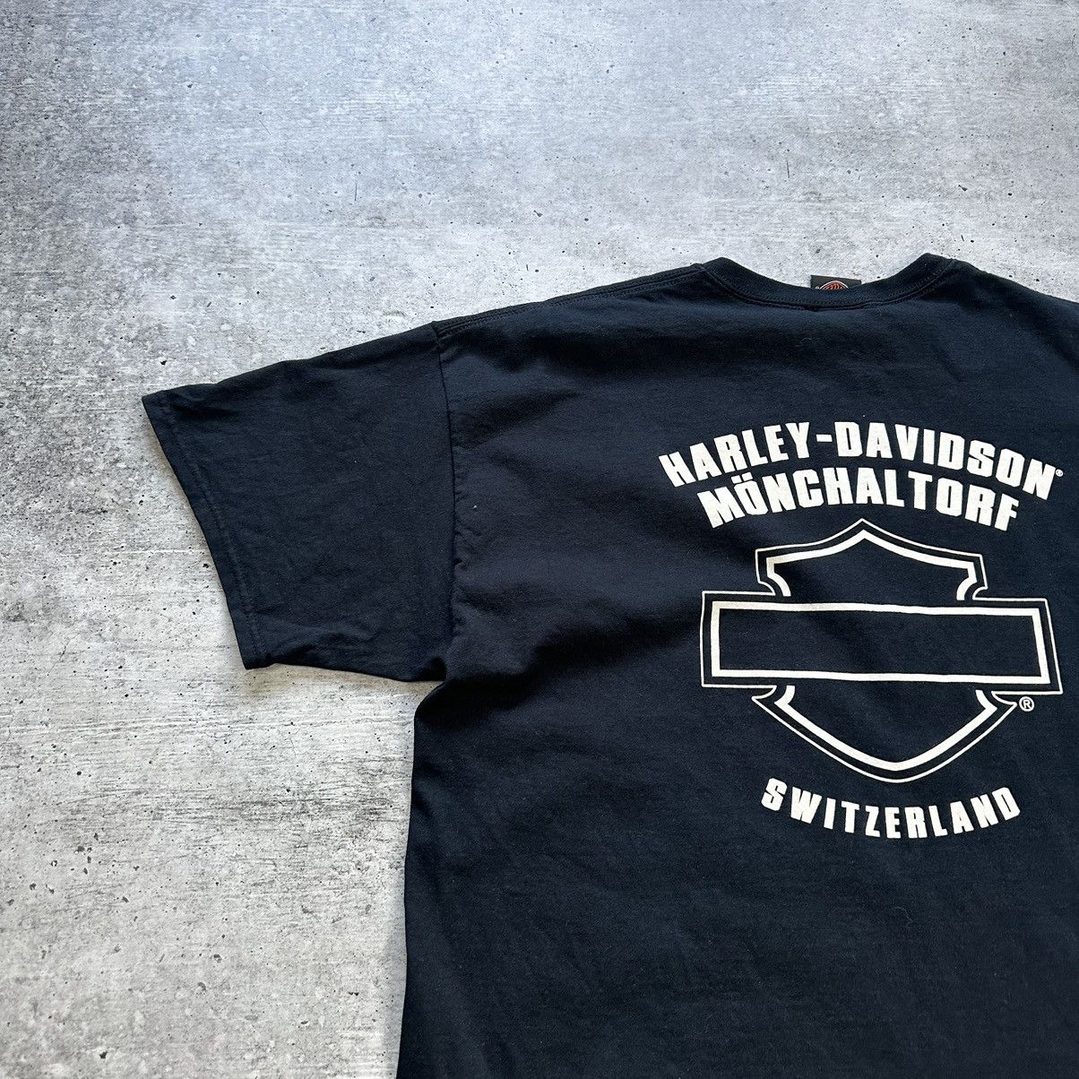 Harley Davidson Harley Davidson Switzerland T-shirt Black Men’s Size XL Size US XXL / EU 58 / 5 - 11 Thumbnail