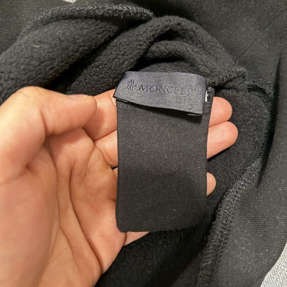 Moncler Moncler Crewneck Size US M / EU 48-50 / 2 - 3 Thumbnail
