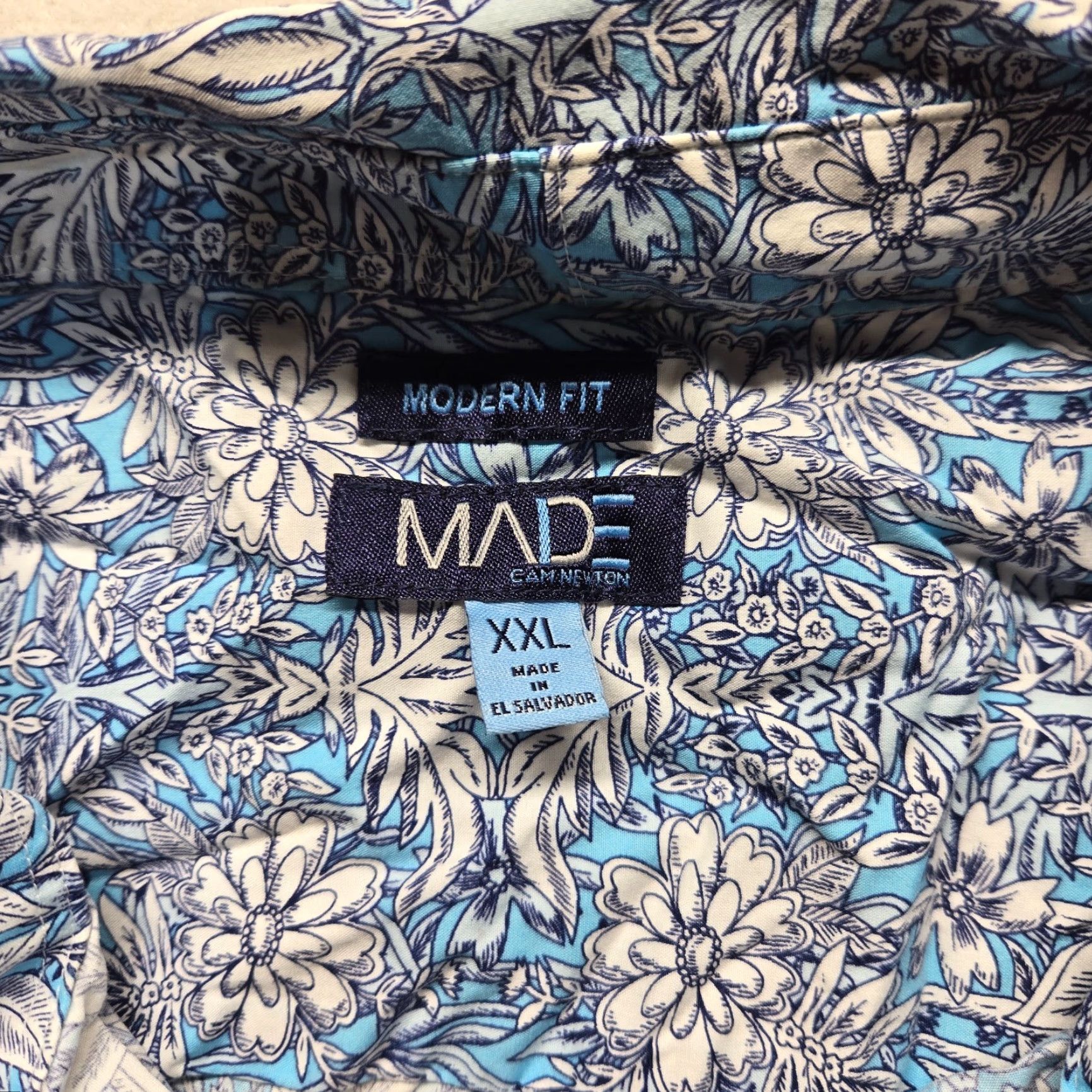 Vintage Made Floral Button-Up Shirt Blue White Adult Women 2XL Collared Regular Size 2XL Women’s Shirt Floral Blue Size XXL / US 16-18 / IT 52-54 - 3 Thumbnail