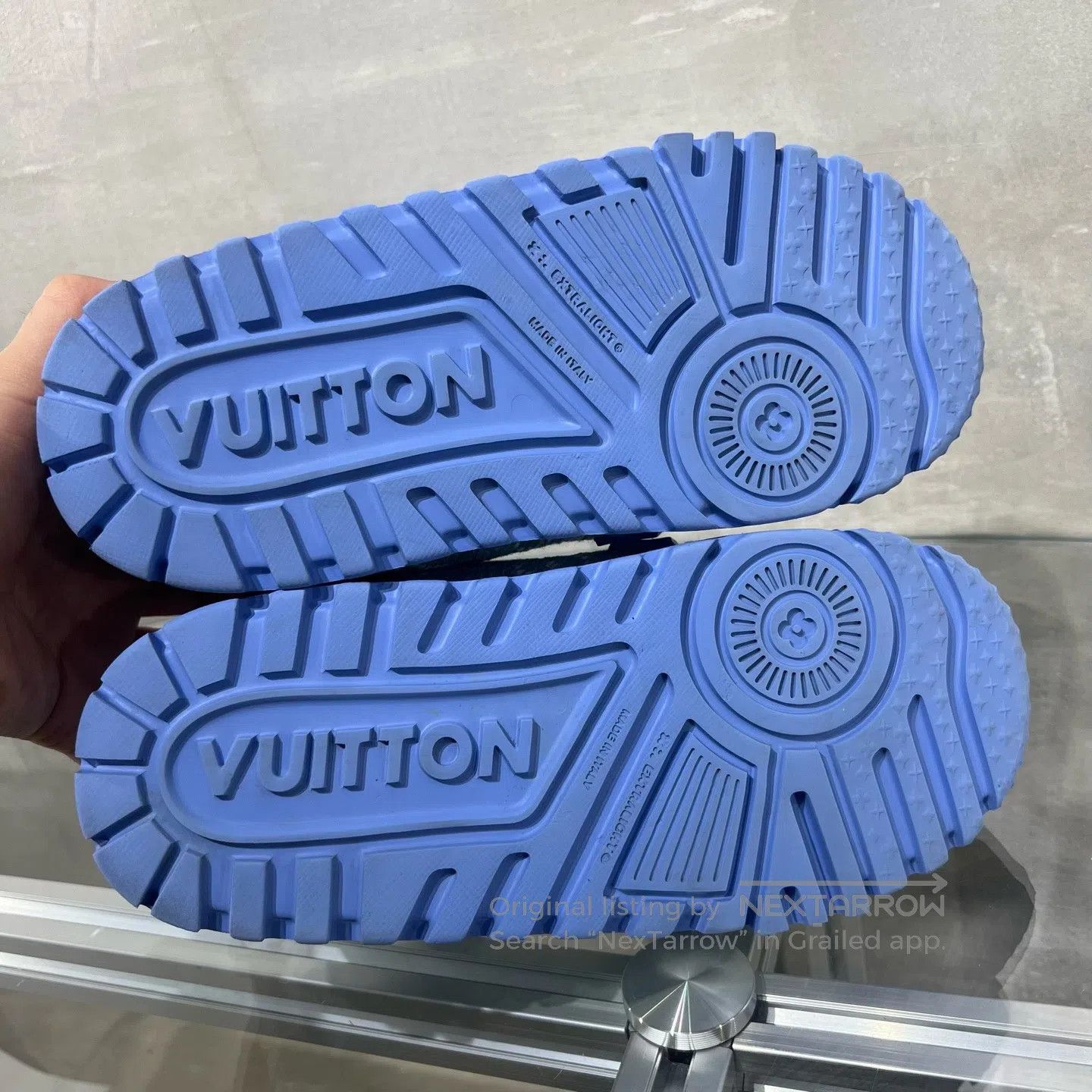 Louis Vuitton Louis Vuitton Trainer Maxi White and Blue Jeans shoes Size US 8 / IT 38 - 7 Thumbnail