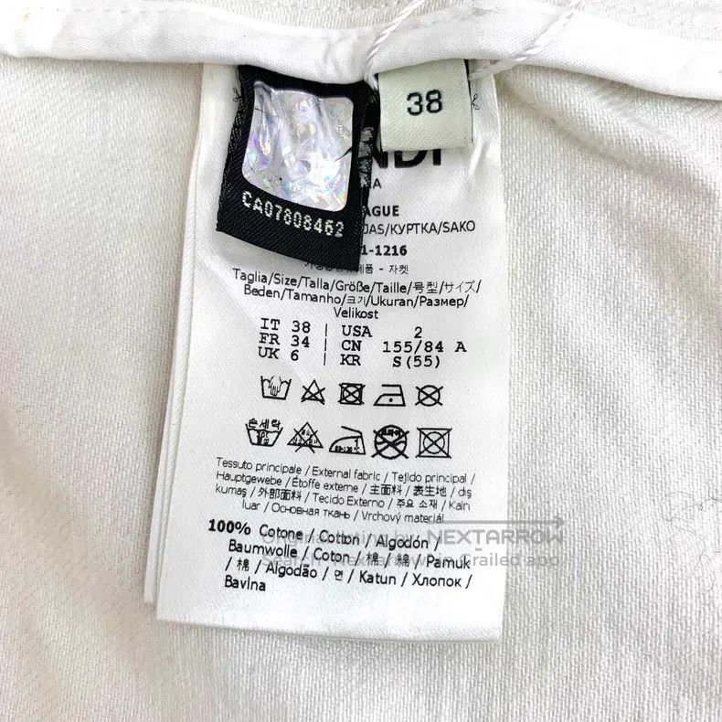 Fendi Fendi Beige logo letter full-print cotton turn-down collar Size XS / US 0-2 / IT 36-38 - 6 Thumbnail