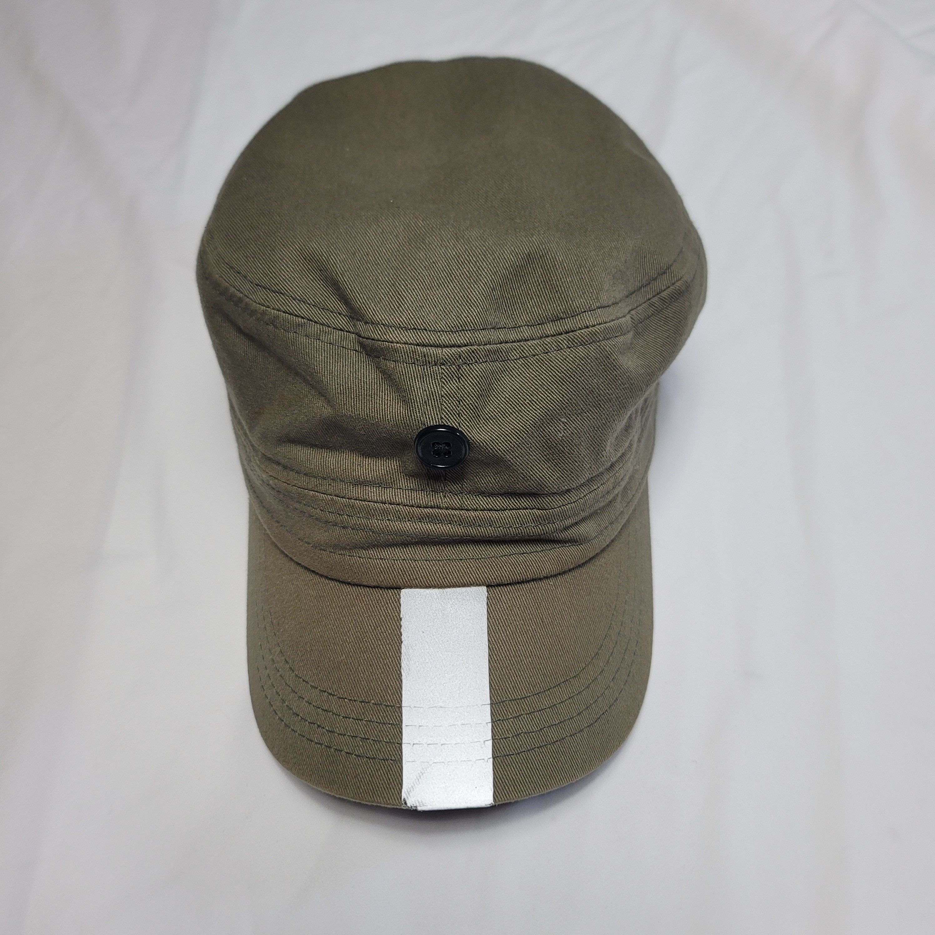 Japanese Brand Short Brim Baseball Hat Size ONE SIZE - 1 Thumbnail