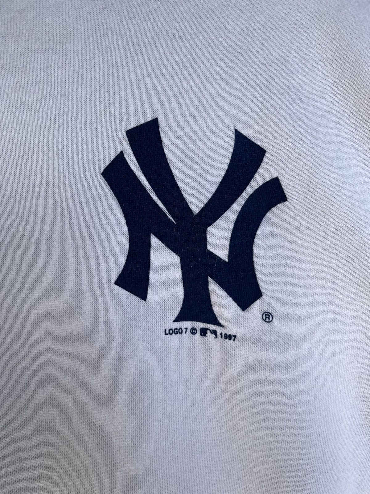 Tultex Vintage 1997 New York Yankees Sweatshirt Size US L / EU 52-54 / 3 - 3 Thumbnail