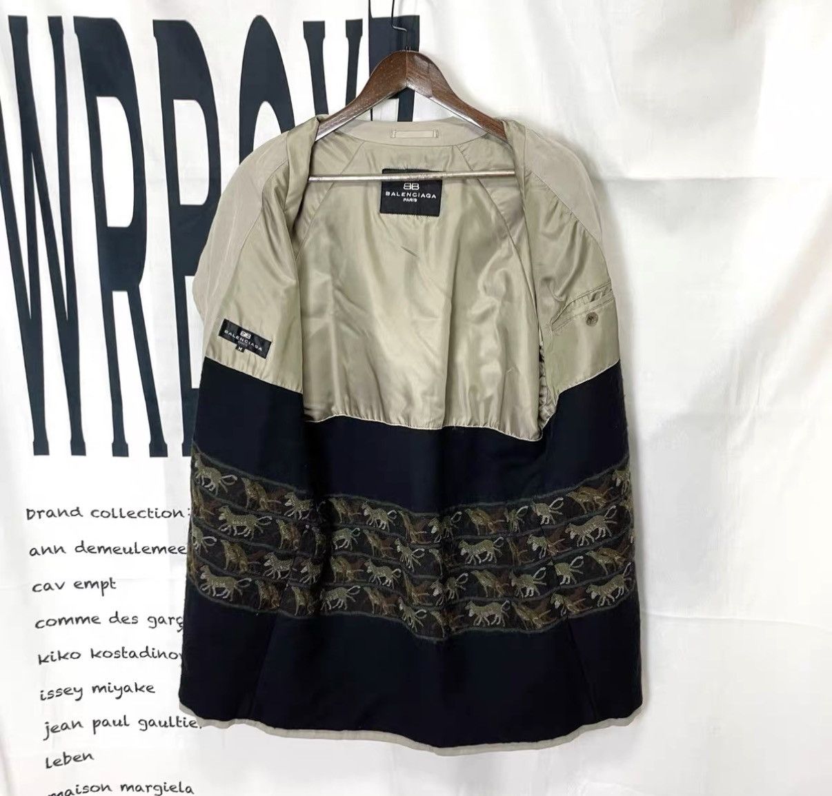 Balenciaga Balenciaga White Parka Coat J29 Size US M / EU 48-50 / 2 - 1 Thumbnail
