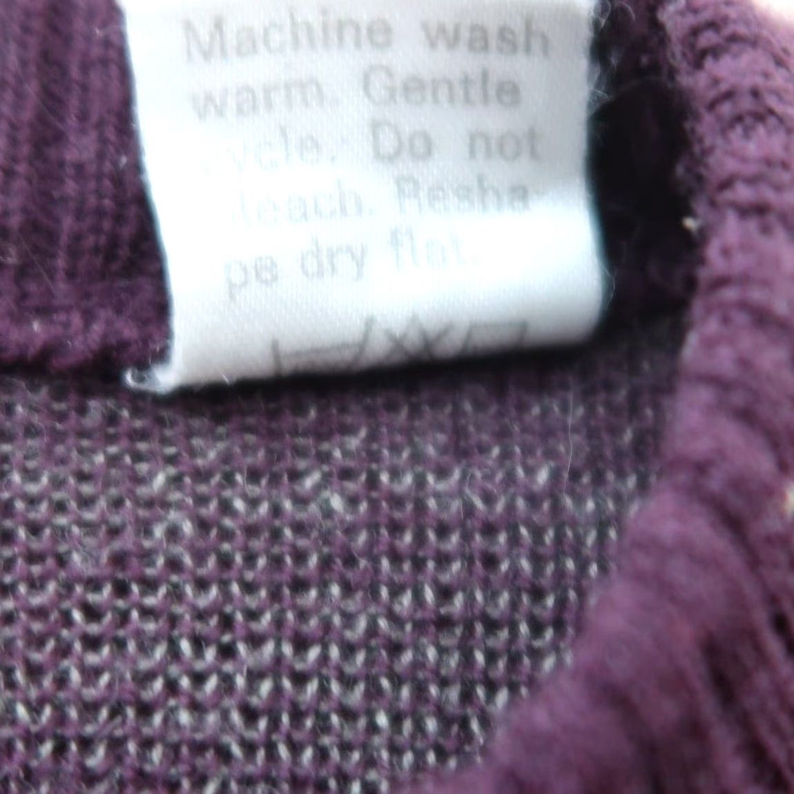Vintage VINTAGE Frederick & Nelson Plum Purple Argyle Wool Blend Sweater Men L Crew Neck Pullover Size L Size US L / EU 52-54 / 3 - 5 Thumbnail