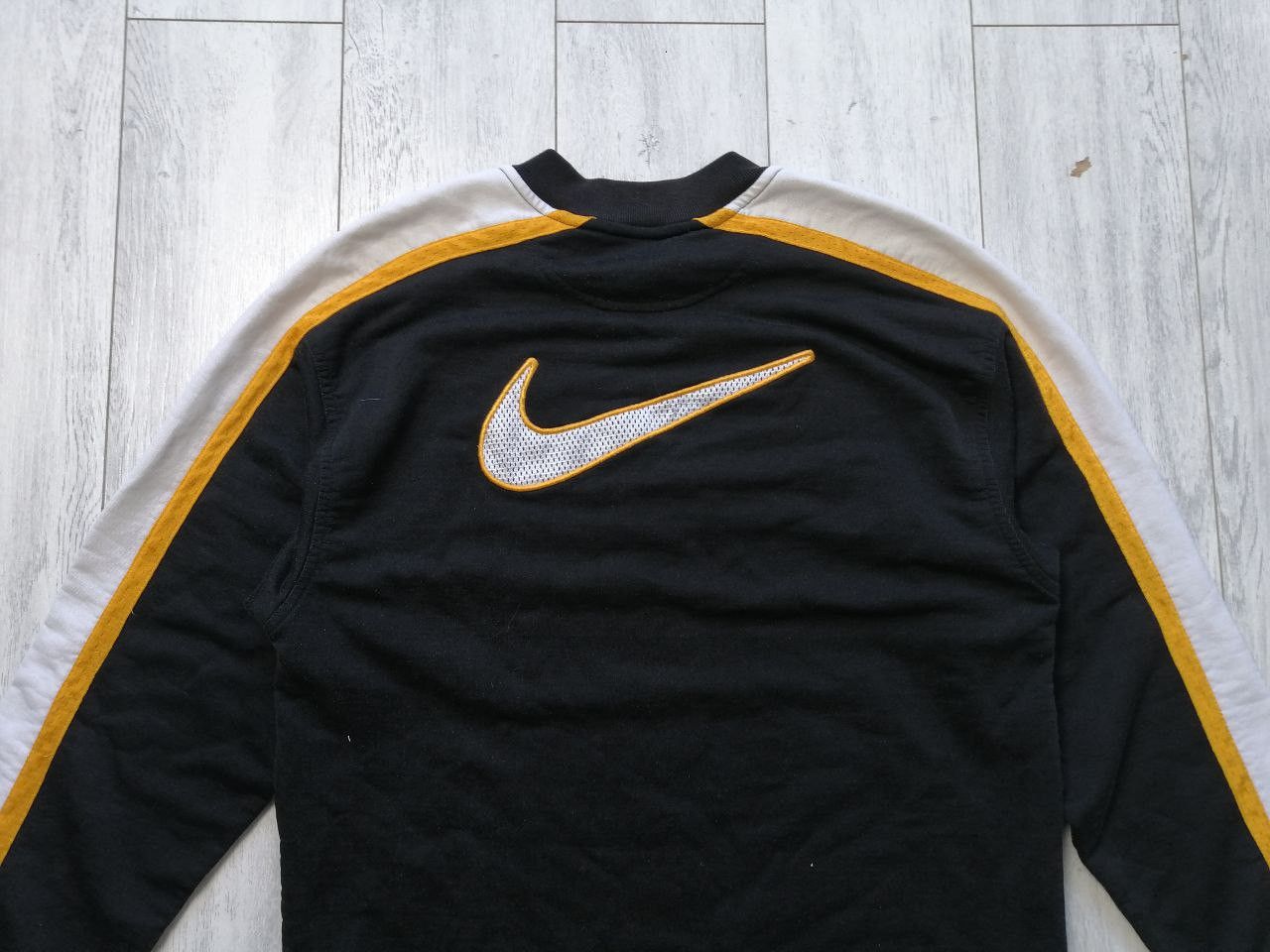 Nike Vintage Nike Center Swoosh Crewneck Sweatshirt 90s Size M. Size US M / EU 48-50 / 2 - 4 Thumbnail