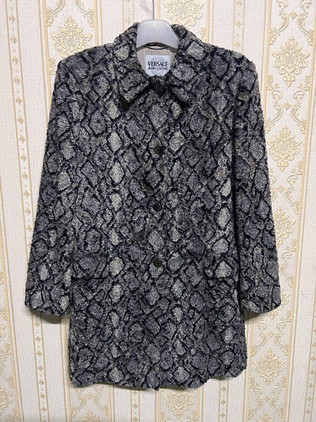 Versace Jeans Couture × Vintage Versace Jeans Couture Women’s Python Fur Coats Size S / US 4 / IT 40 - 2 Thumbnail