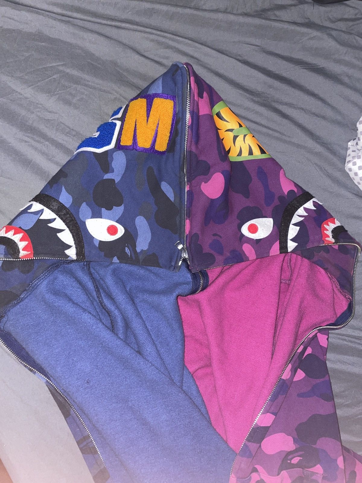 Bape 2 Tone split Bape hoodie Size US XXL / EU 58 / 5 - 4 Thumbnail