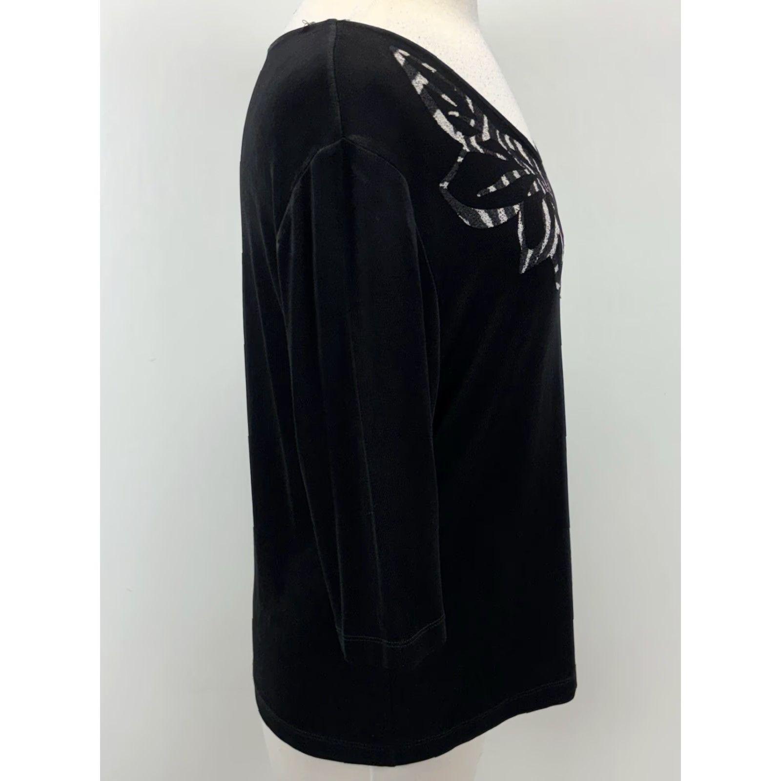 Vintage Chicos Travelers Top Shirt L Black Vneck Stretch Half Sleeve Womens Shirt Large US Size 2 Regular Casual Travel Size L / US 10 / IT 46 - 4 Thumbnail