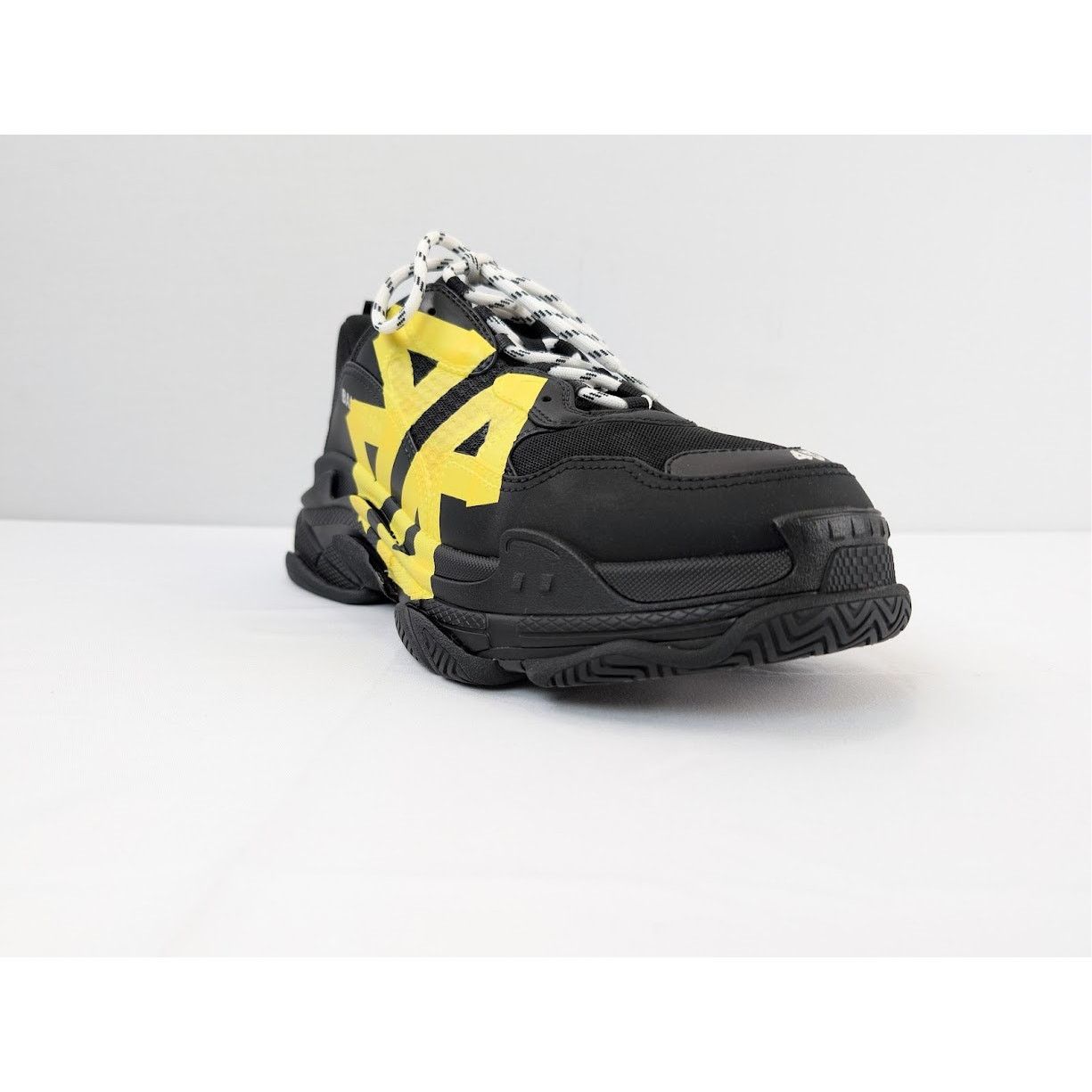 Balenciaga o1rshd1 Triple S Sneakers in Black/Yellow Size US 12 / EU 45 - 1 Thumbnail