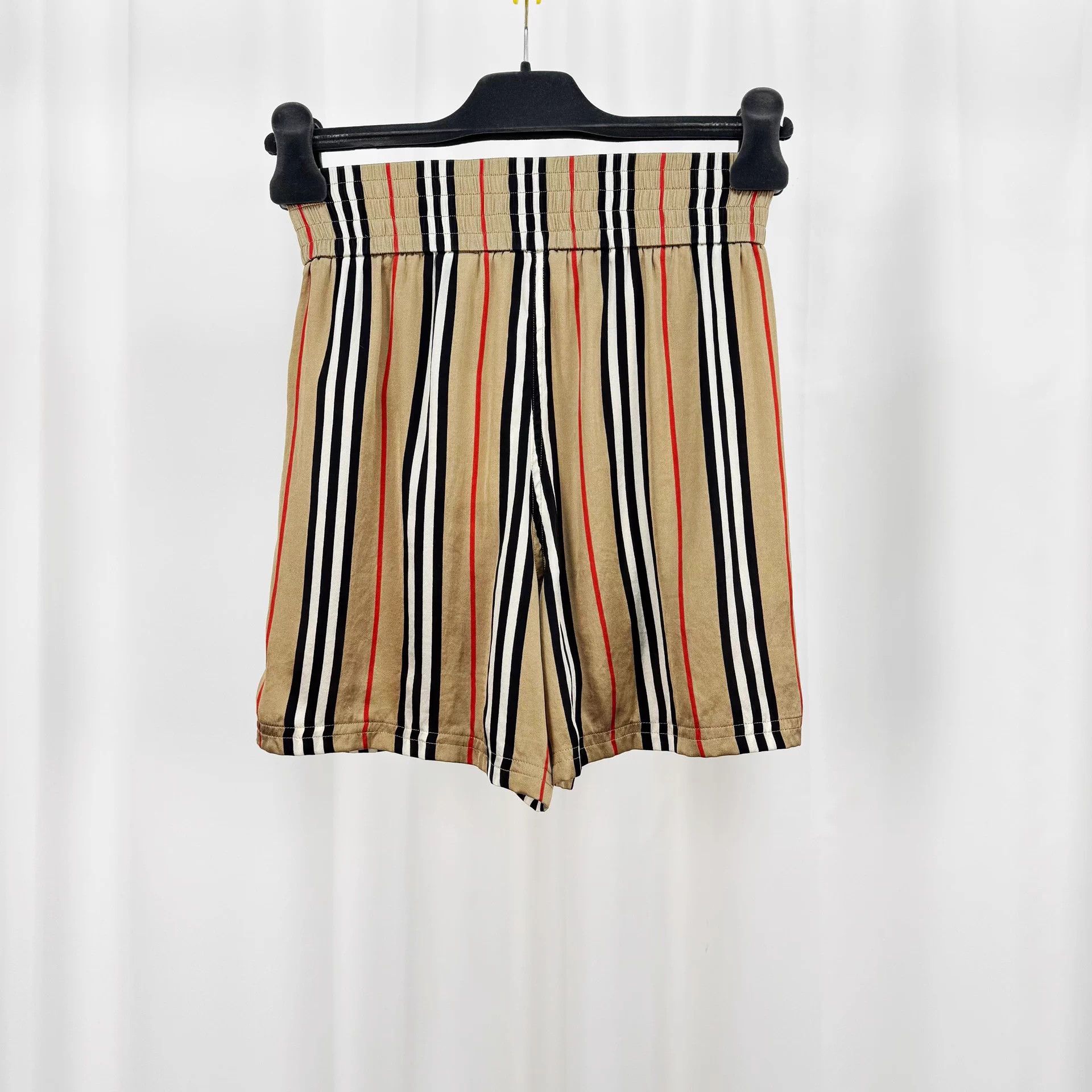 Burberry Burberry Striped Silk Shorts UK2 99 New Size 24" / US 00 / IT 34 - 2 Thumbnail