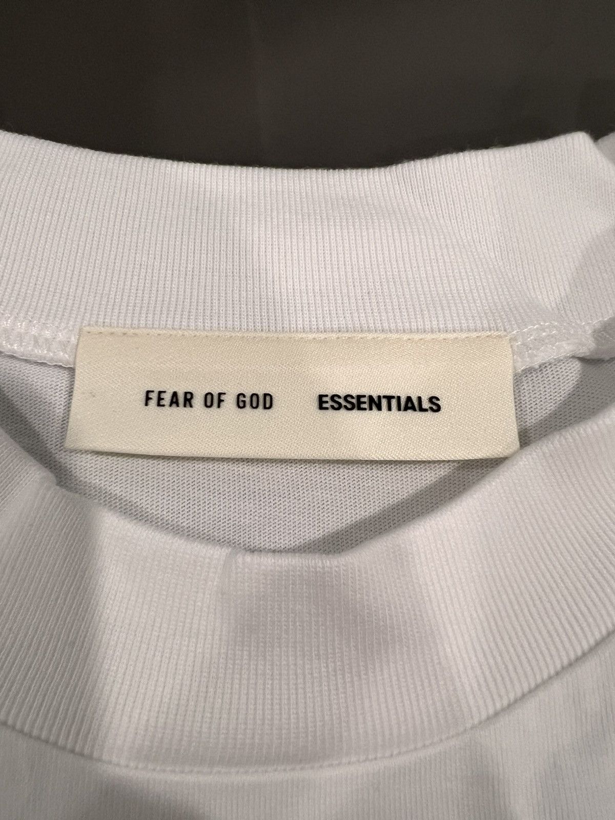 Essentials Essentials classic fit t-shirt bright white Size XS Size US XS / EU 42 / 0 - 5 Thumbnail