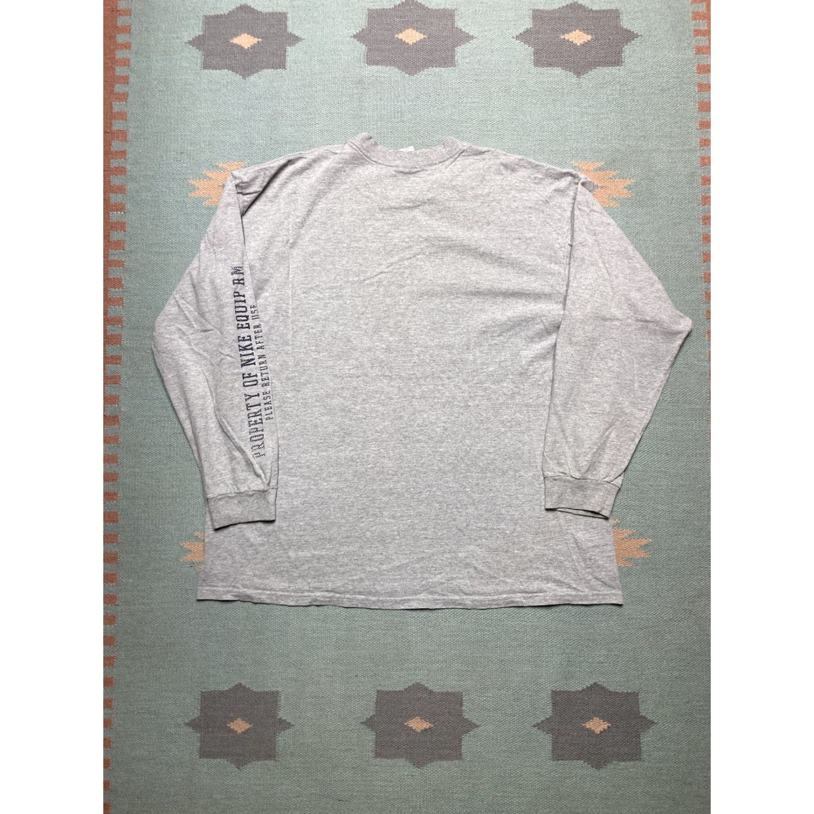 Nike VINTAGE Nike T-Shirt Long Sleeve Athletic Sports Swoosh Logo Men’s XL Gray Sports Logo Mens XL Size US XL / EU 56 / 4 - 6 Thumbnail