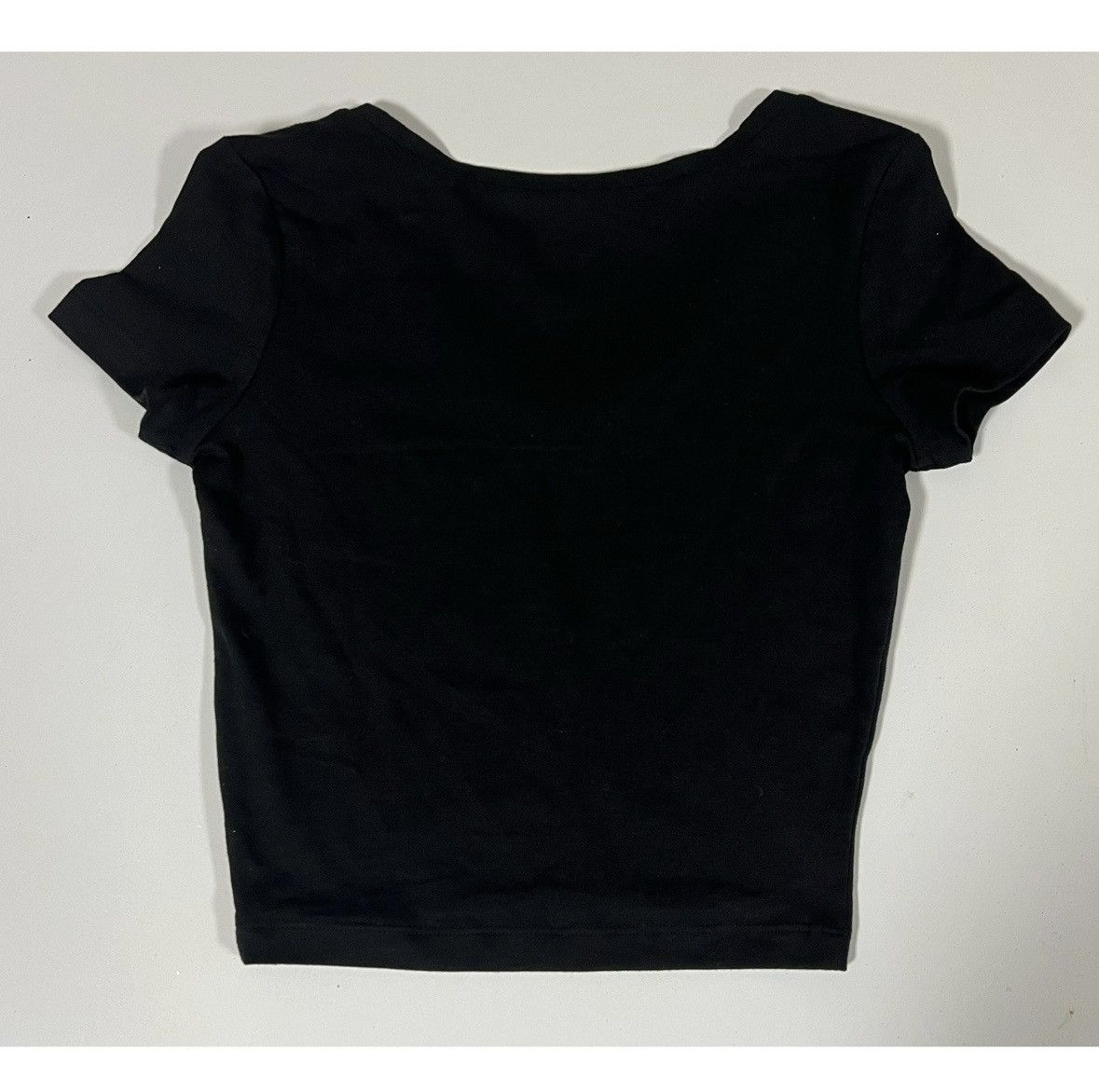 Wild Things Black Solid Short Sleeve V-Neck Shirt Top Blouse Tee XS 🖤 Size XS / US 0-2 / IT 36-38 - 3 Thumbnail