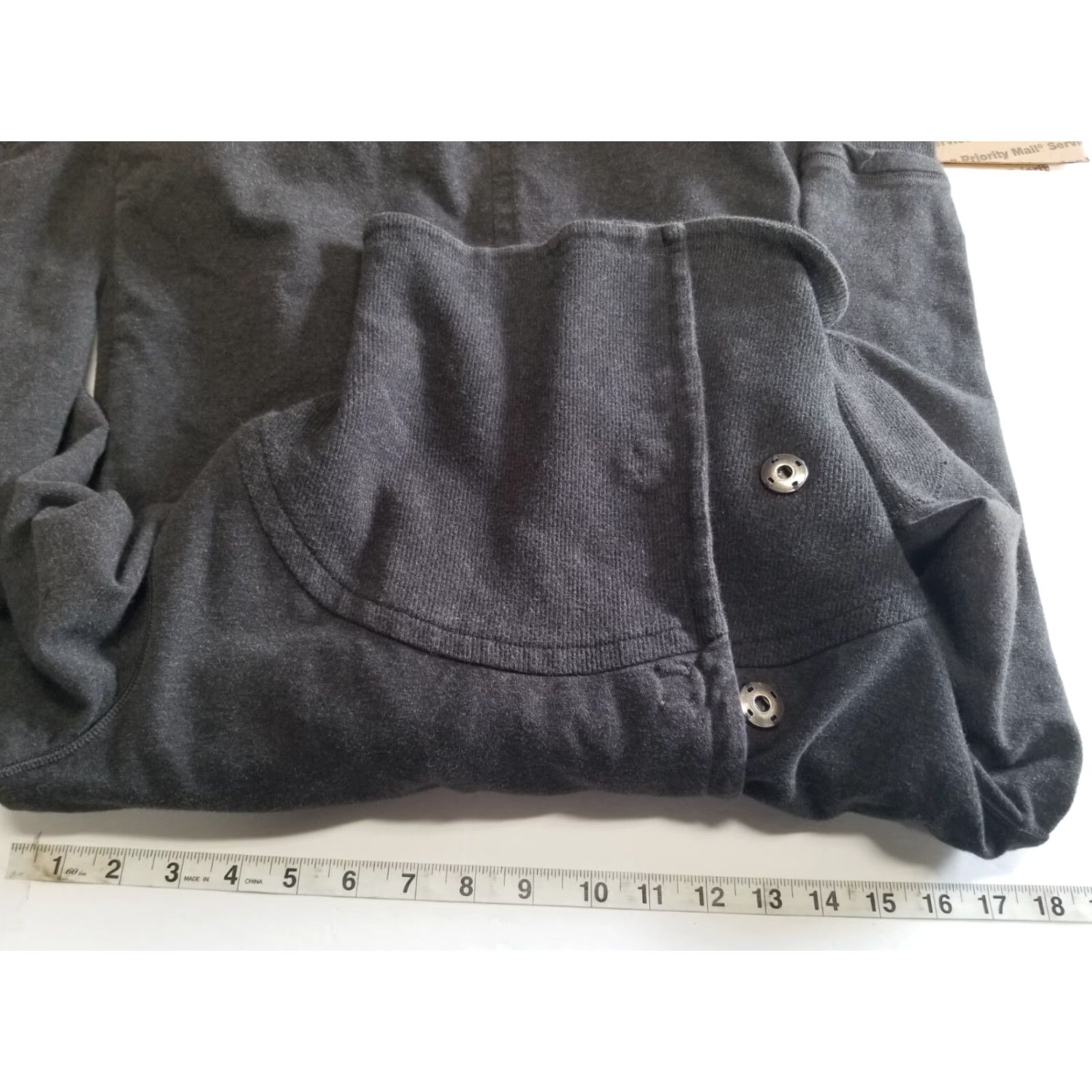 Lululemon Lululemon Cozy Cuddle Up Sweatshirt Jacket Asymmetrical Zip Gray Women’s Size 4 Size S / US 4 / IT 40 - 4 Thumbnail