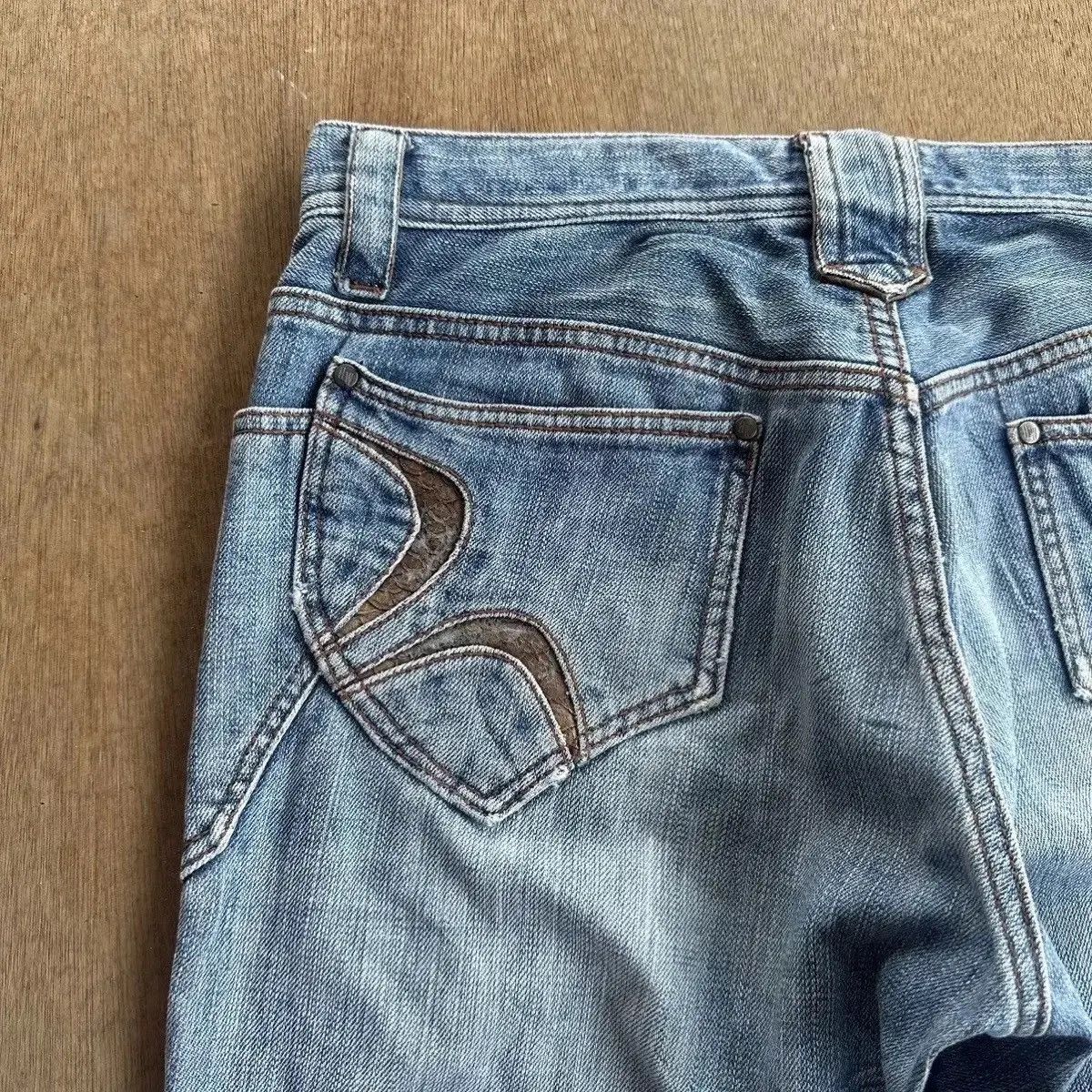 HIDEAWAYS GRAILS FLARE/BOOTCUT🔥HIDEAWAYS NICOLE JEAN DISTRESSED DENIM Size US 31 - 20 Thumbnail