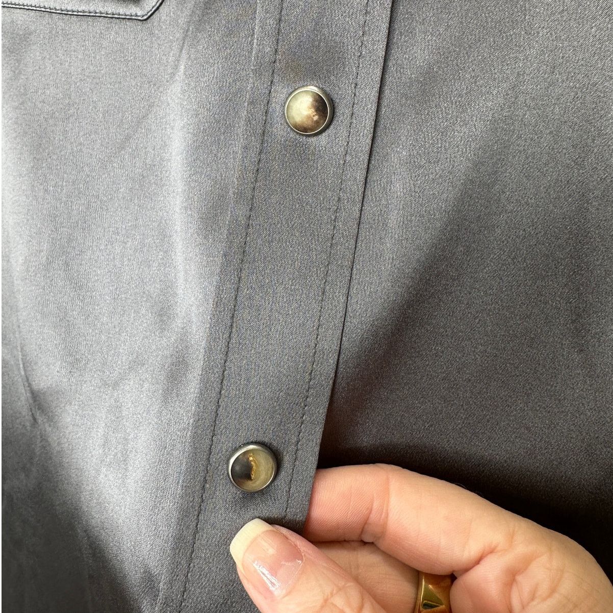 Brunello Cucinelli NWT Brunello Cucinelli Gray Silk Beaded Snap Shirt XL Size XL / US 12-14 / IT 48-50 - 5 Thumbnail