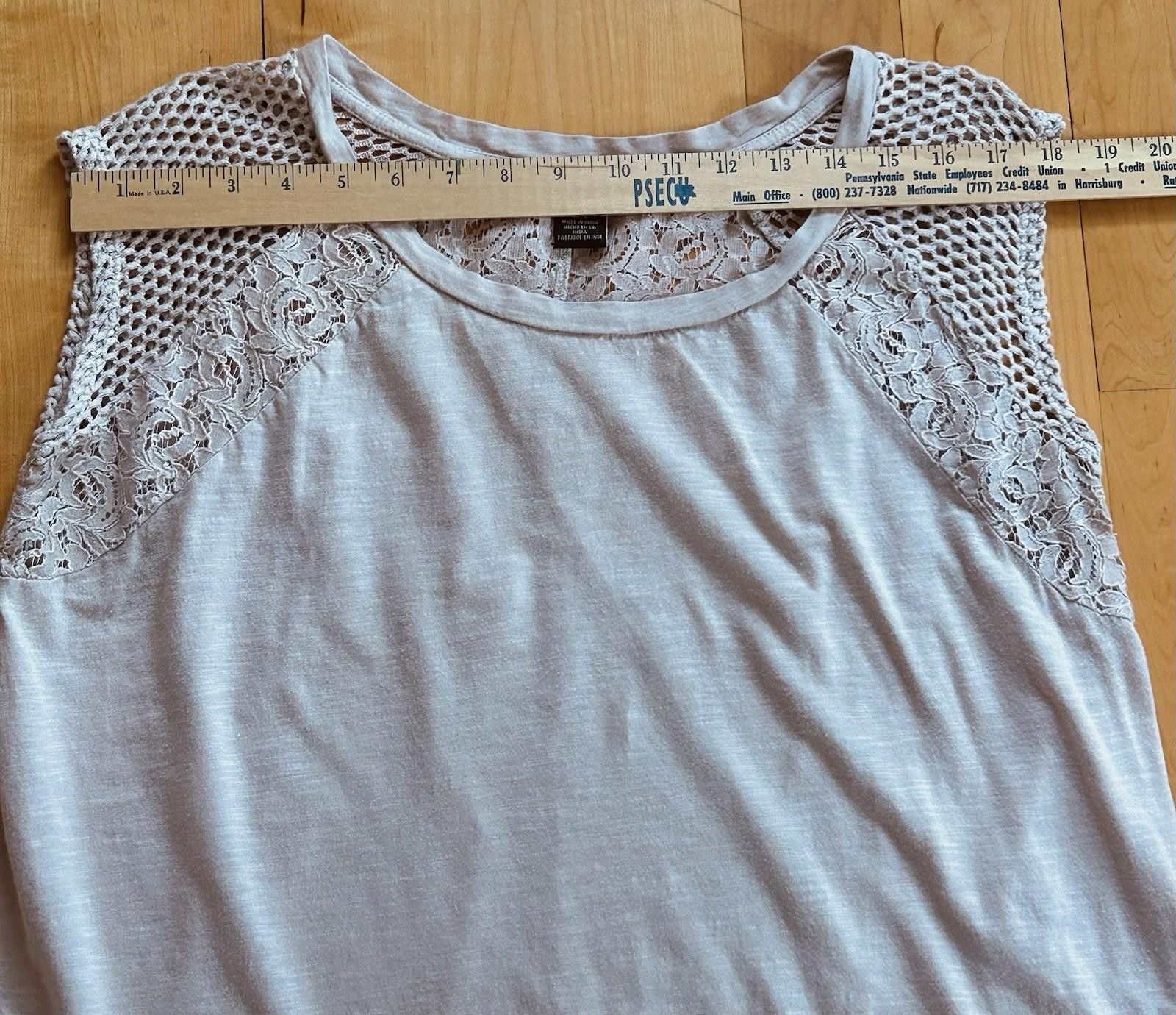 DKNY DKNY Women’s Lace Knit Crochet Lg Soft Lightweight Size L / US 10 / IT 46 - 8 Thumbnail