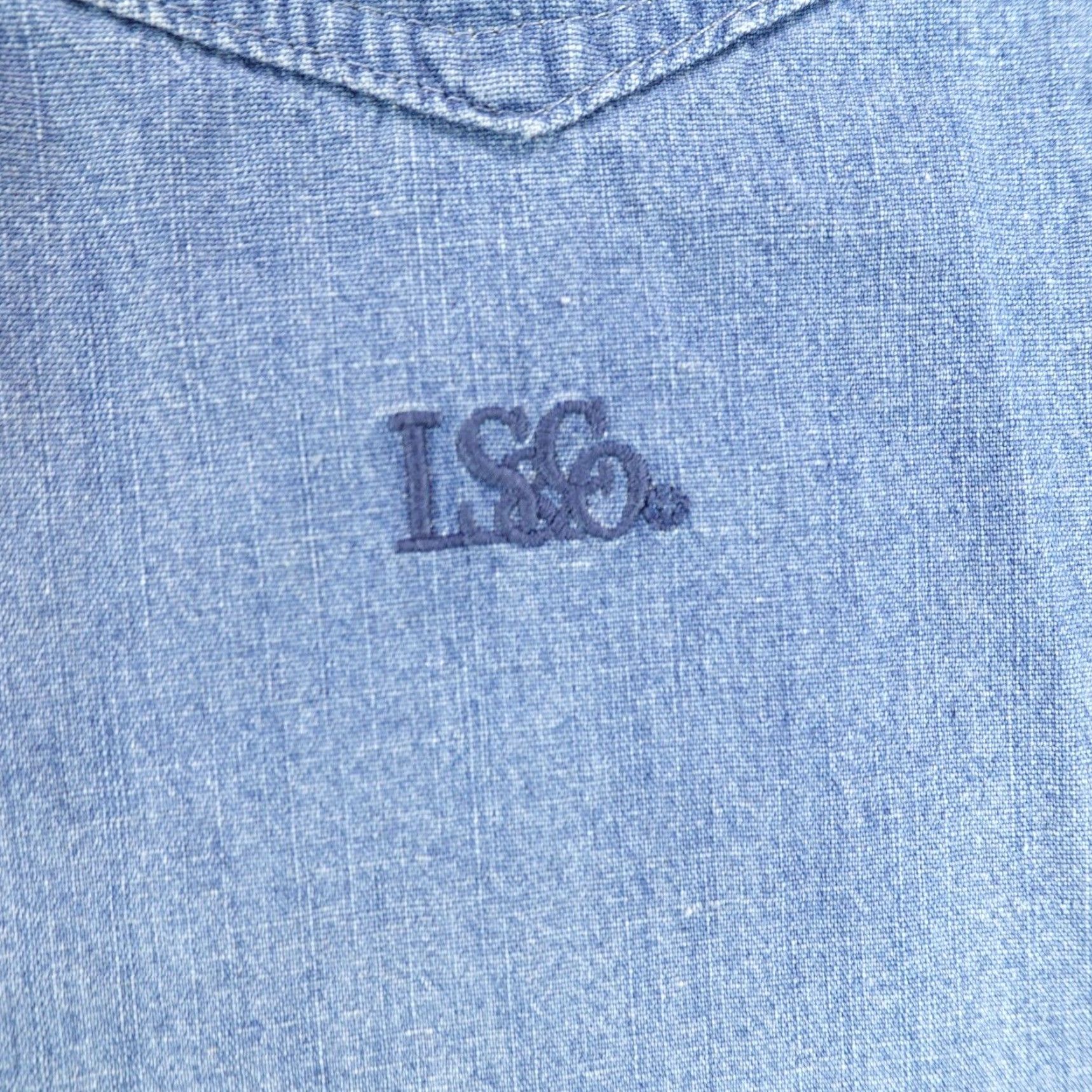 Levi's VINTAGE Levi's Shirt Mens M Blue Chambray Button-Up Workwear Embroidered Oversized Pockets 90s Mens Size US M / EU 48-50 / 2 - 4 Thumbnail