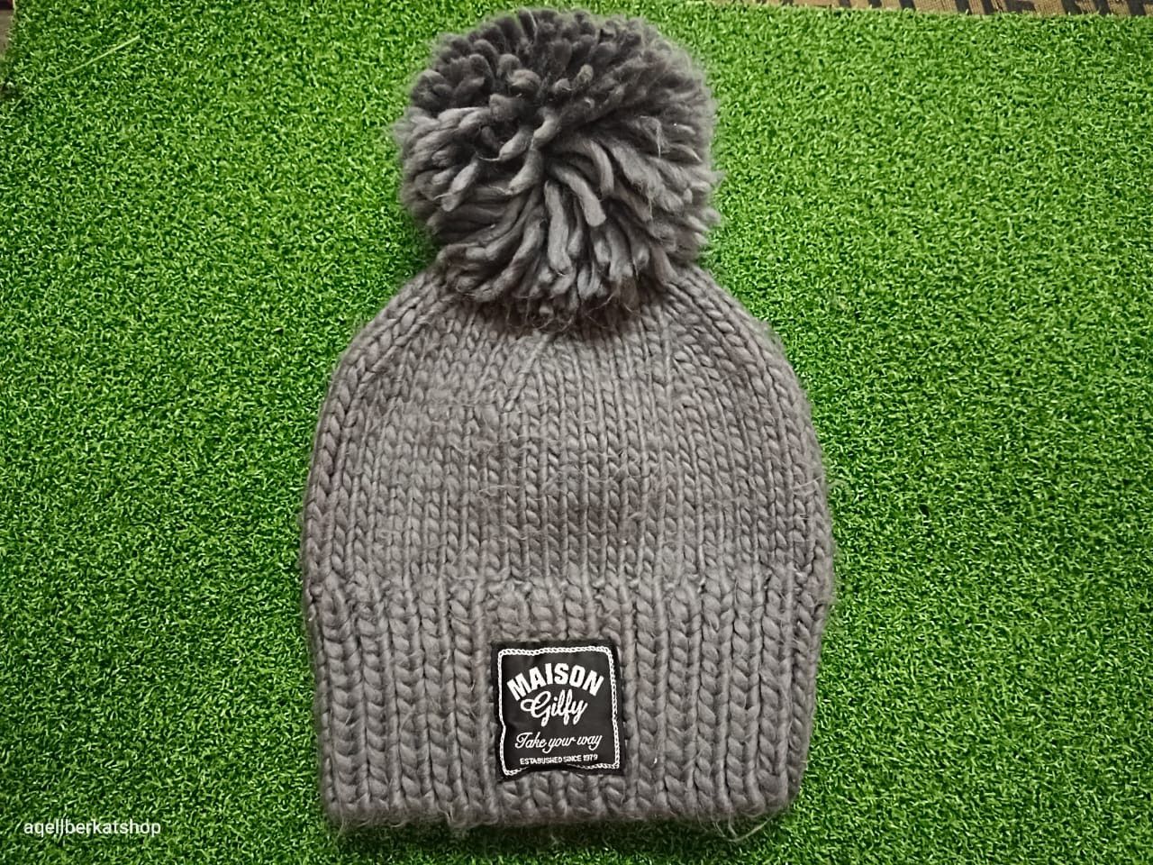 Japanese Brand MAISON GILFY Snowcap Beanie Size ONE SIZE - 2 Thumbnail