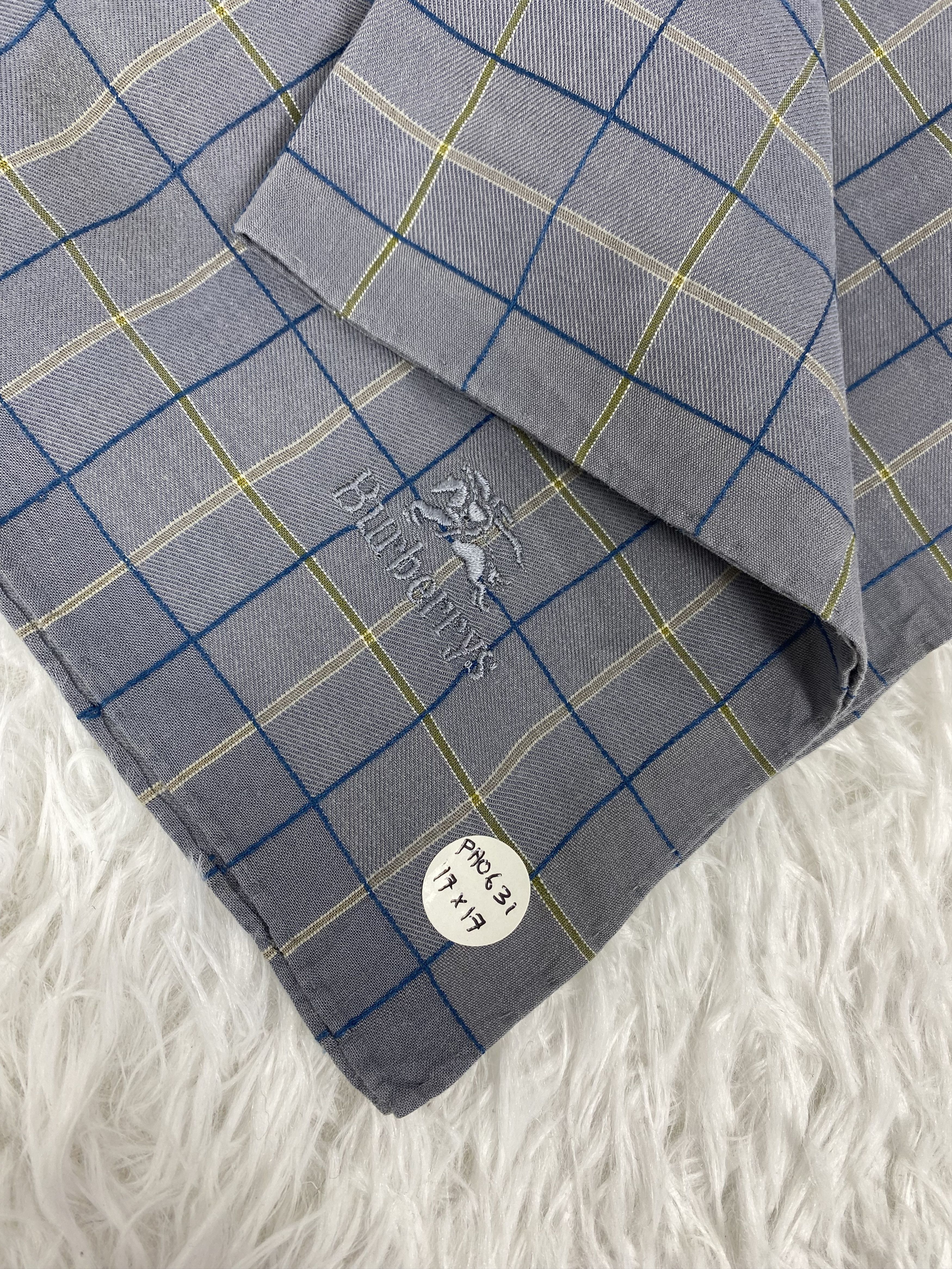 Burberry × Vintage Vintage Burberry Handkerchief Neckerchief PH0631 Size ONE SIZE - 3 Thumbnail
