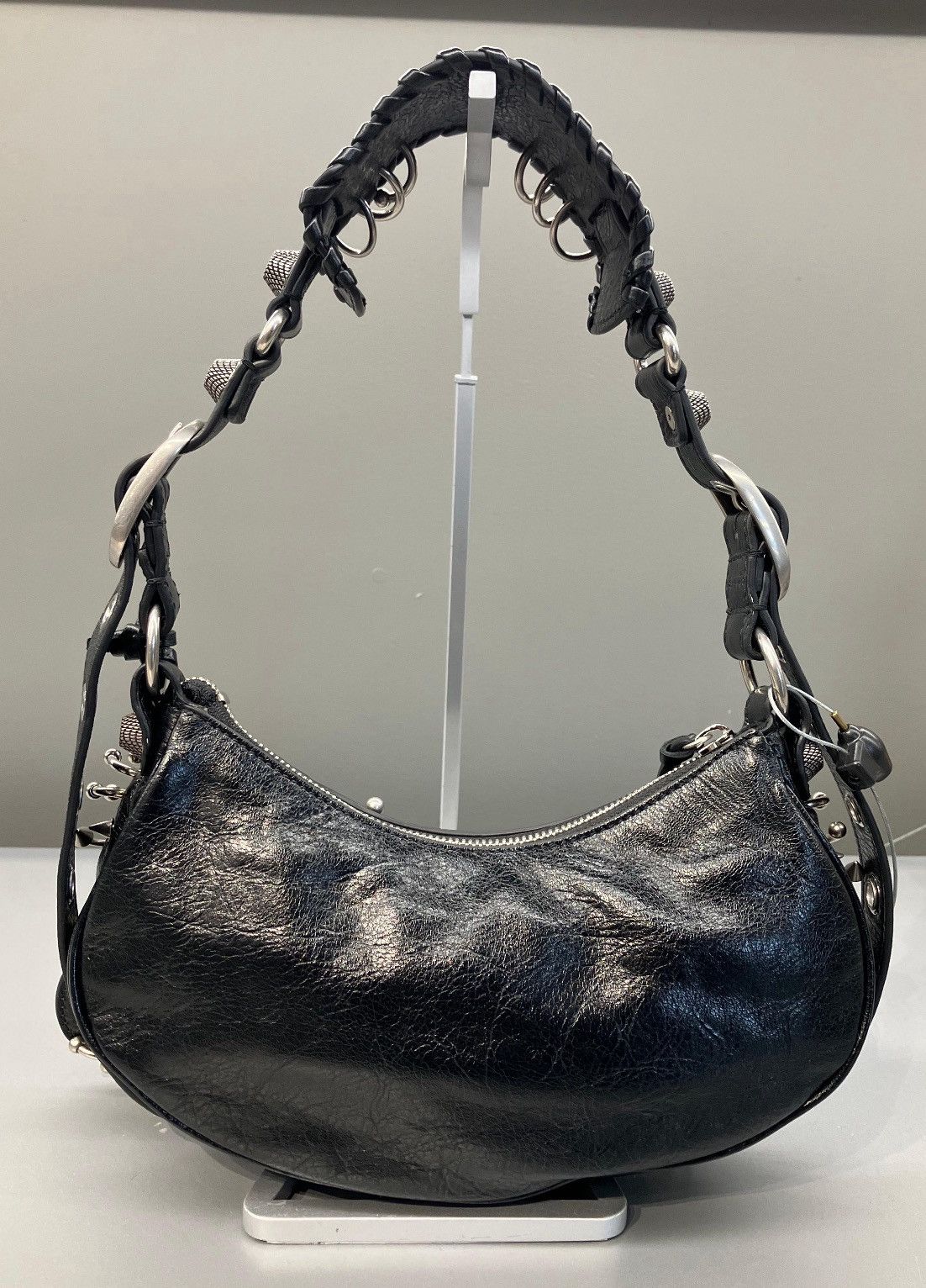Balenciaga le cagole xs shoulder bag with piercing in black Size ONE SIZE - 2 Thumbnail