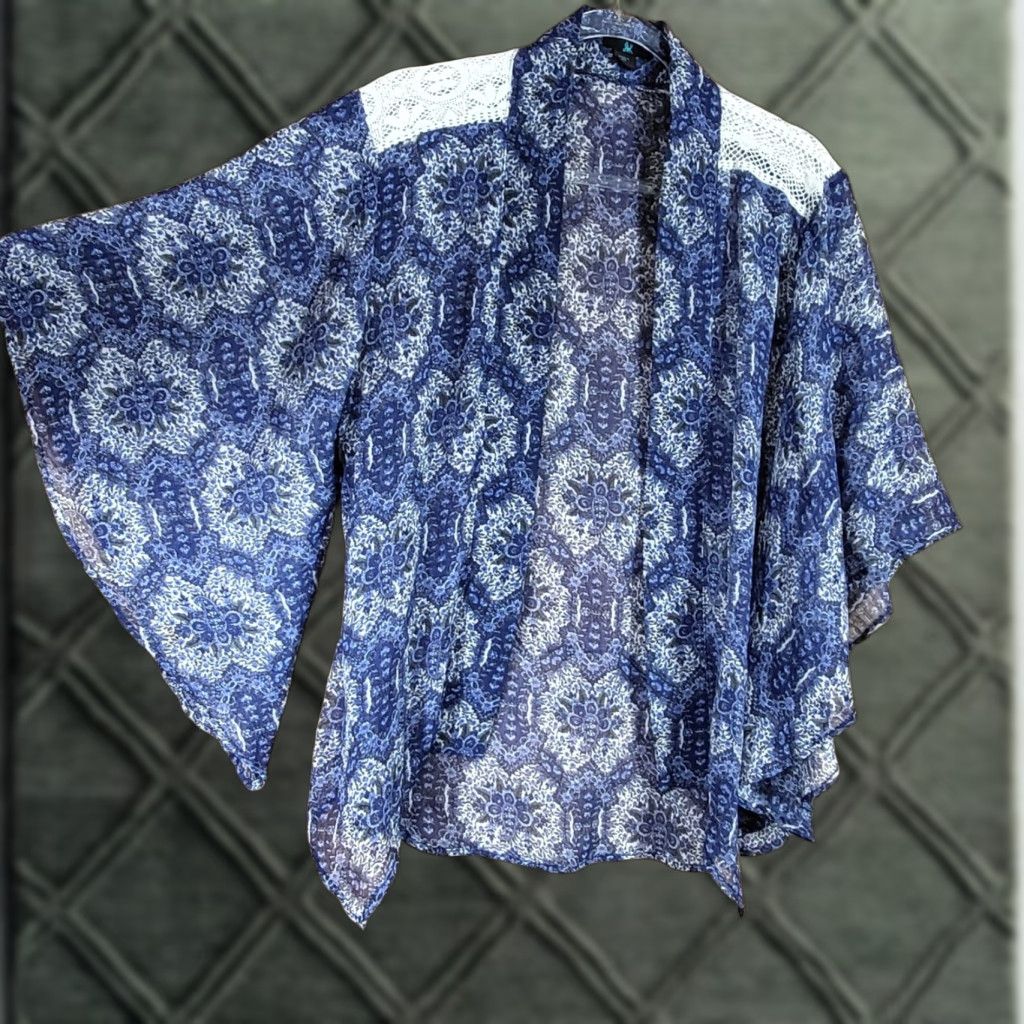 Vintage Skyline Bohemian Kimono Cardigan Women L Paisley Lace Crochet Sheer Blue White Chiffon Polyester Size L / US 10 / IT 46 - 1 Thumbnail