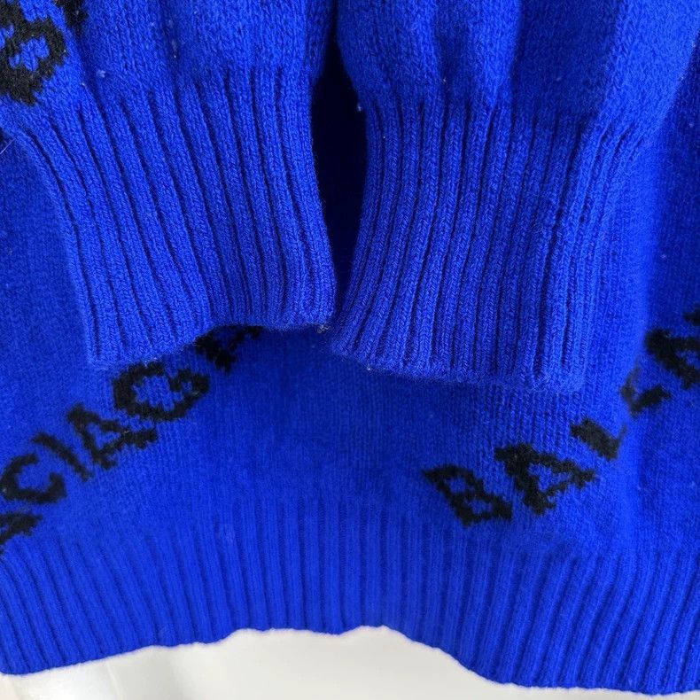 Balenciaga Balenciaga Blue lettering camouflage print sweater Size US S / EU 44-46 / 1 - 6 Thumbnail