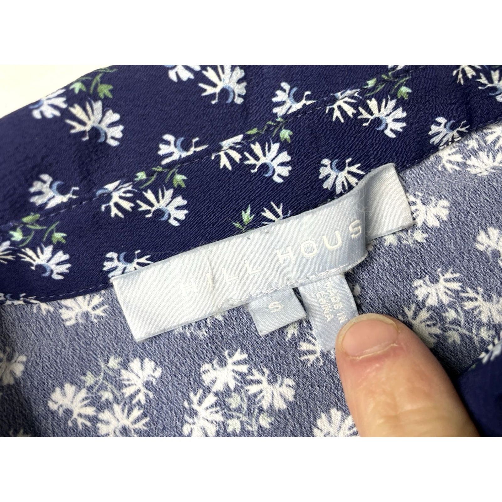 Vintage Hill House Shirt Women Small Blue Floral Long Sleeve Collared Button-Down Blouse Size S / US 4 / IT 40 - 3 Thumbnail