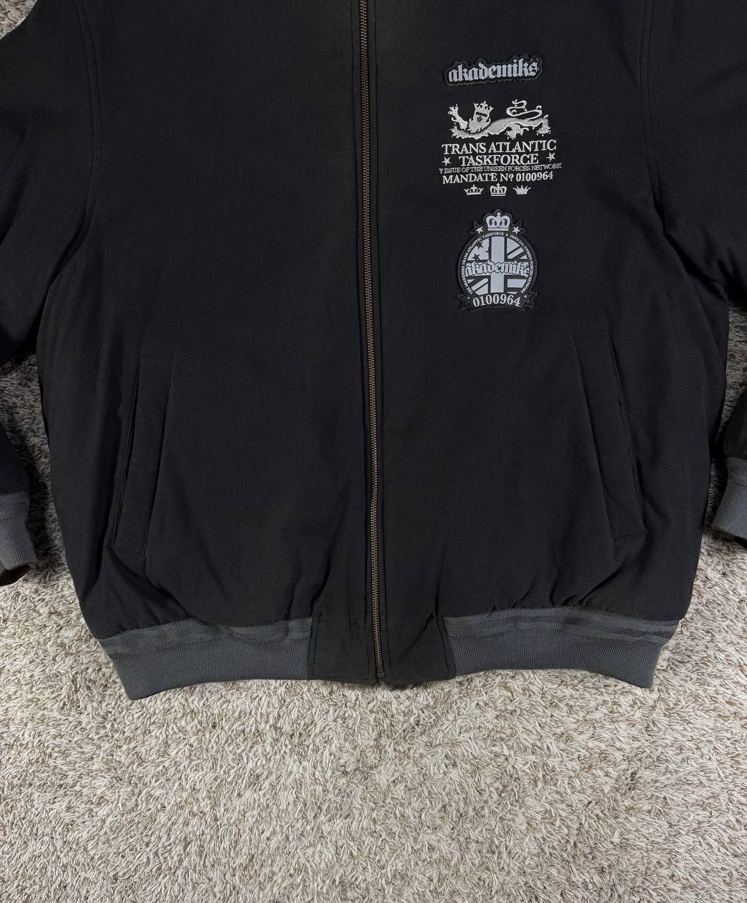 Akademiks Rare Y2K Akademiks Reversible Fur Hooded Jacket Hip Hop Size US XL / EU 56 / 4 - 3 Thumbnail