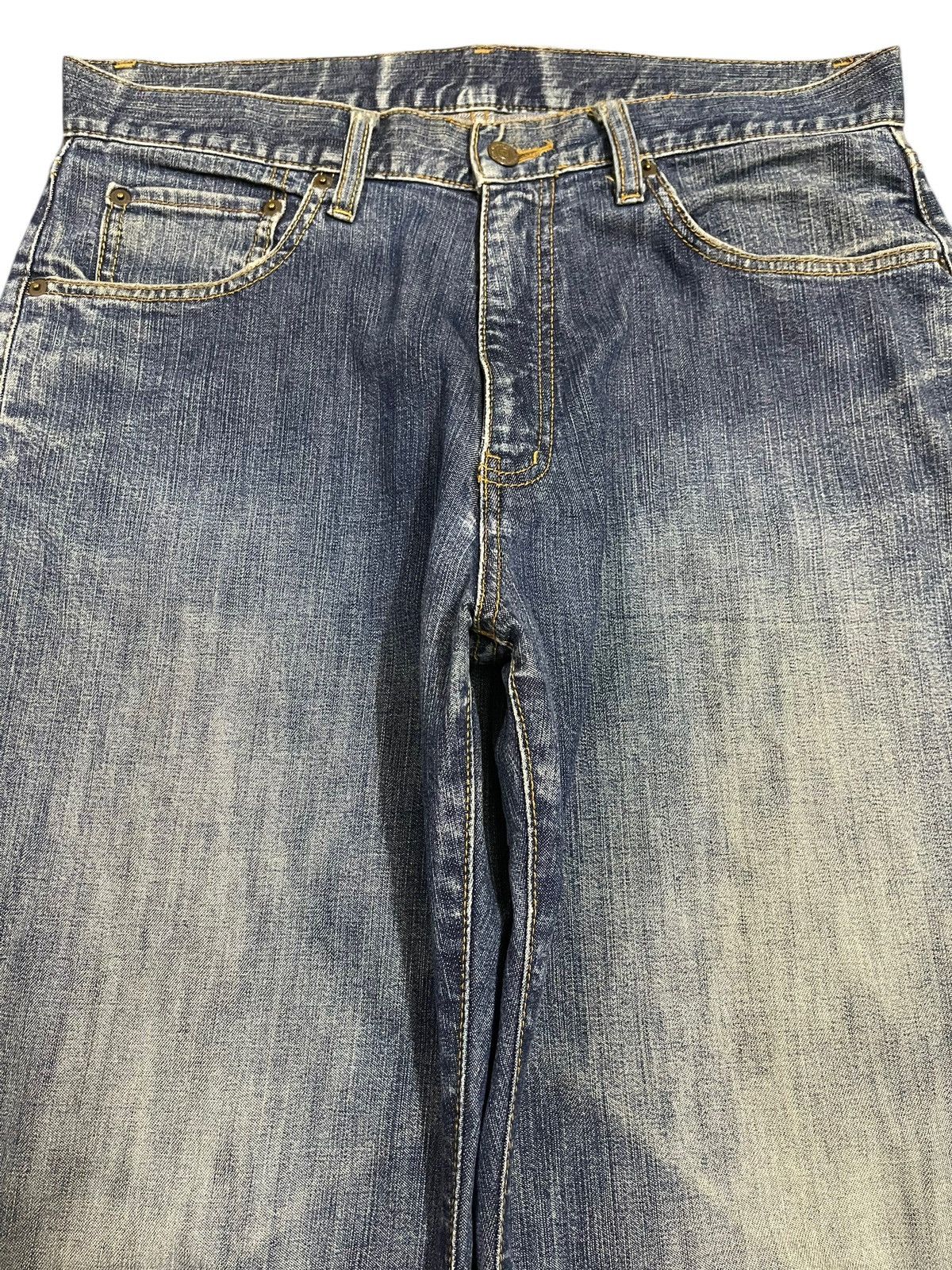 Uniqlo Vintage Japanese Uniqlo Blue Faded Wash Baggy Jeans Size US 33 - 3 Thumbnail