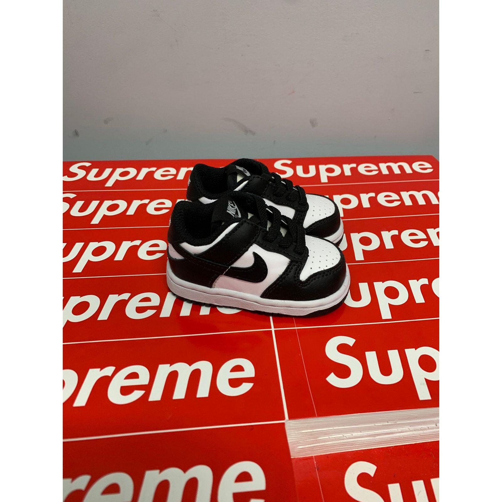 Nike Nike Dunk Low Retro White Black Panda Toddler 3C SHIPS NOW Size US 5 / EU 37 - 1 Thumbnail